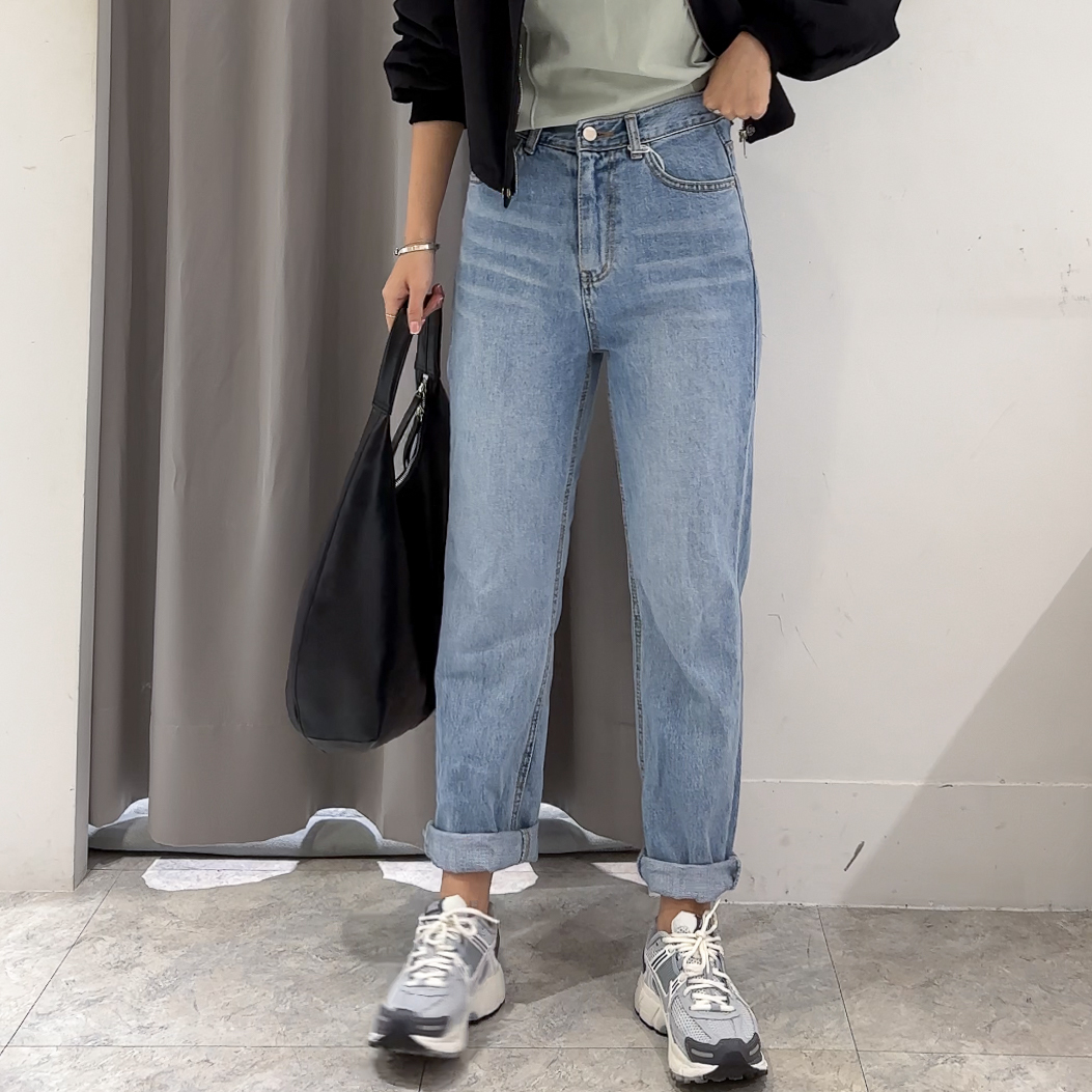 淺刷色牛仔小直筒褲(M)