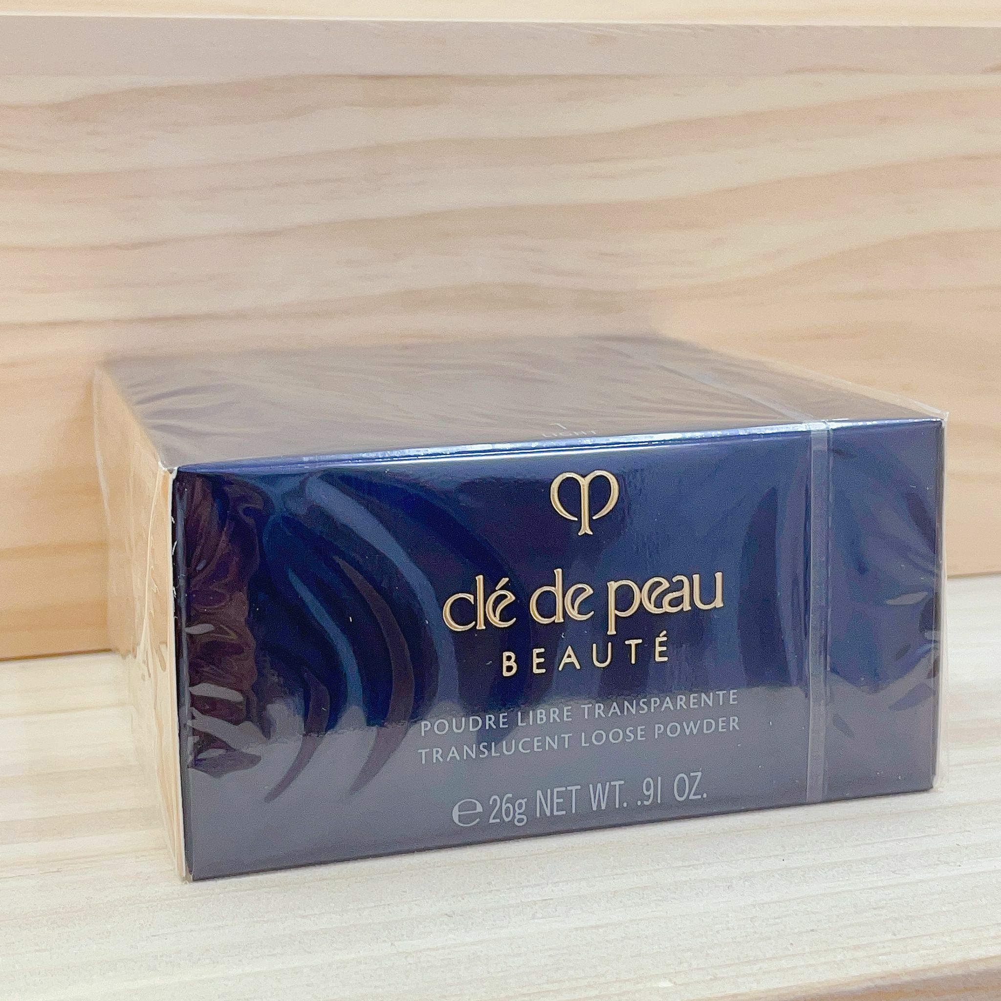 cle de peau 鑽光透亮蜜粉 26g/24g