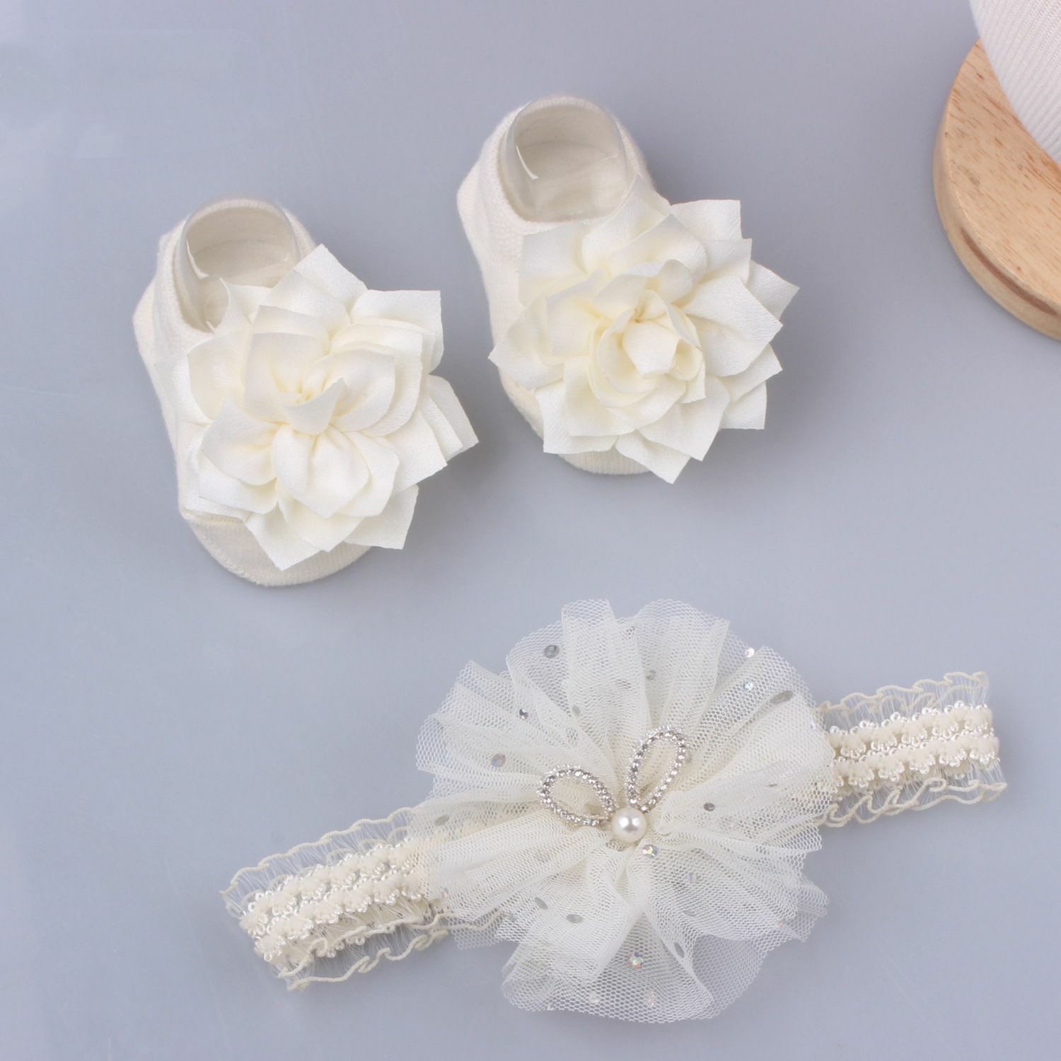 A171BE_SS23_C🌼米色花花Lace珍珠髮帶連襪仔Set(pre-order)