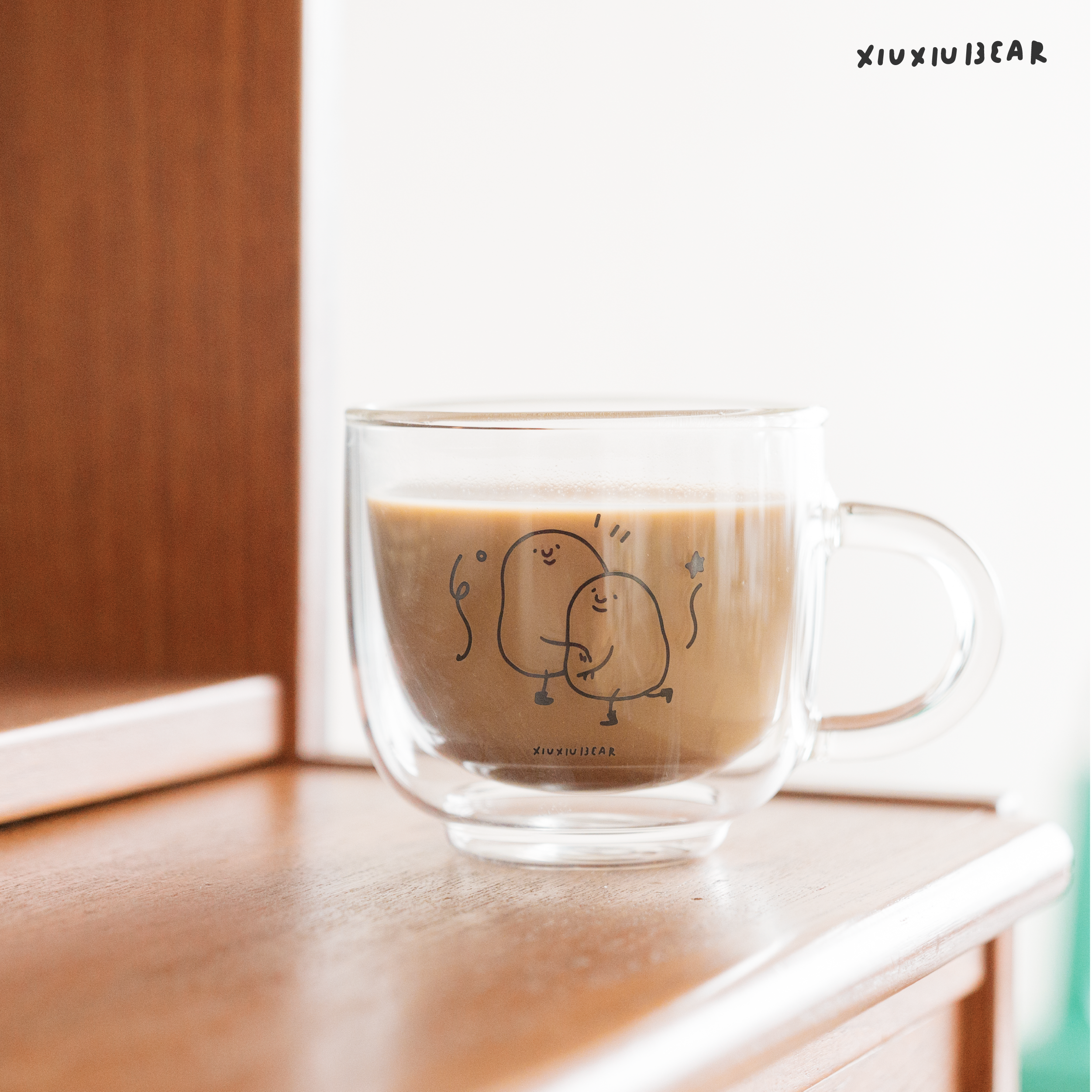 (無茶版)【慢慢挑x咻咻熊「一起喫茶」禮物盒】含400ml雙層玻璃杯1個＋空茶罐1個|A.阿泥款