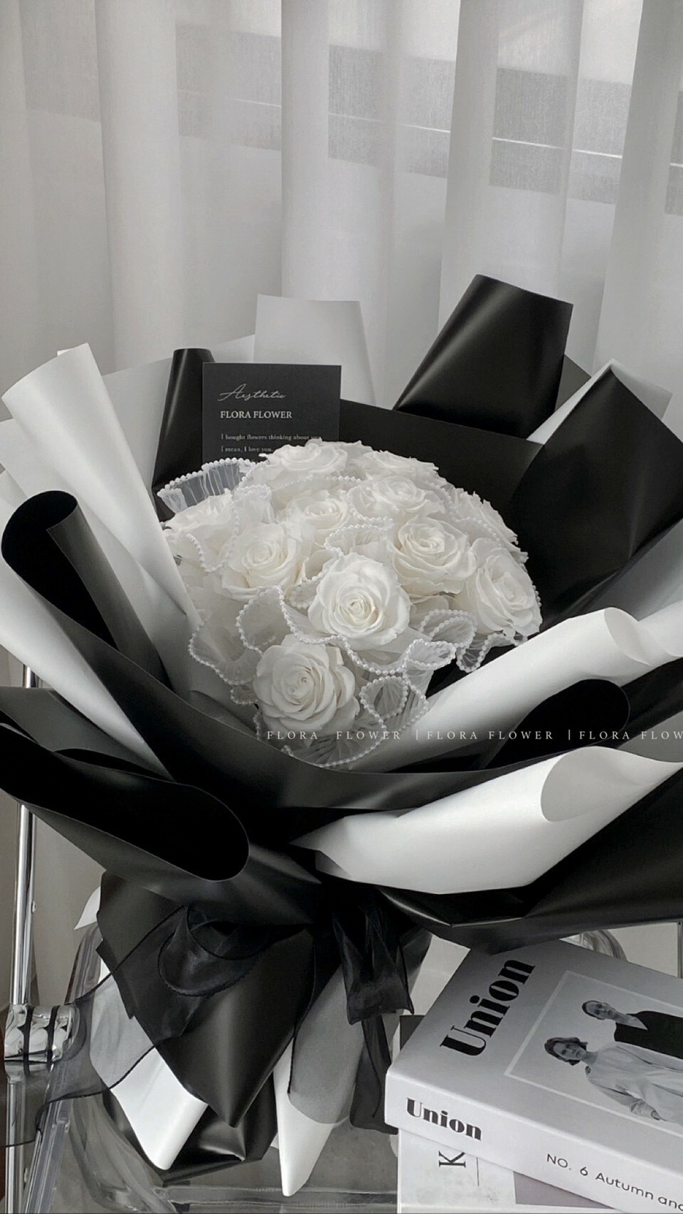 永生玫瑰花束-人間值得(白玫瑰)