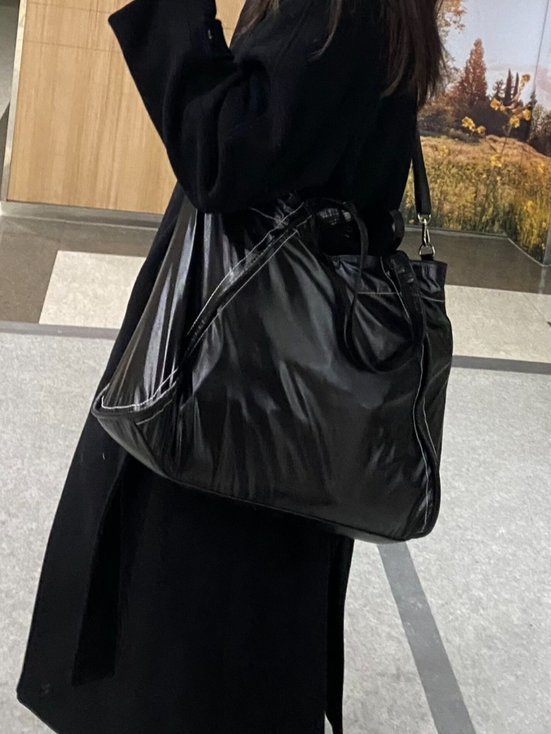 MATIN KIM BIG COATING TOTE BAG