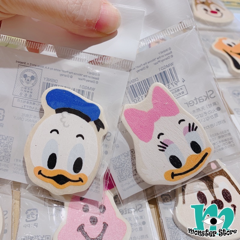 唐老鴨黛絲對裝木質磁石