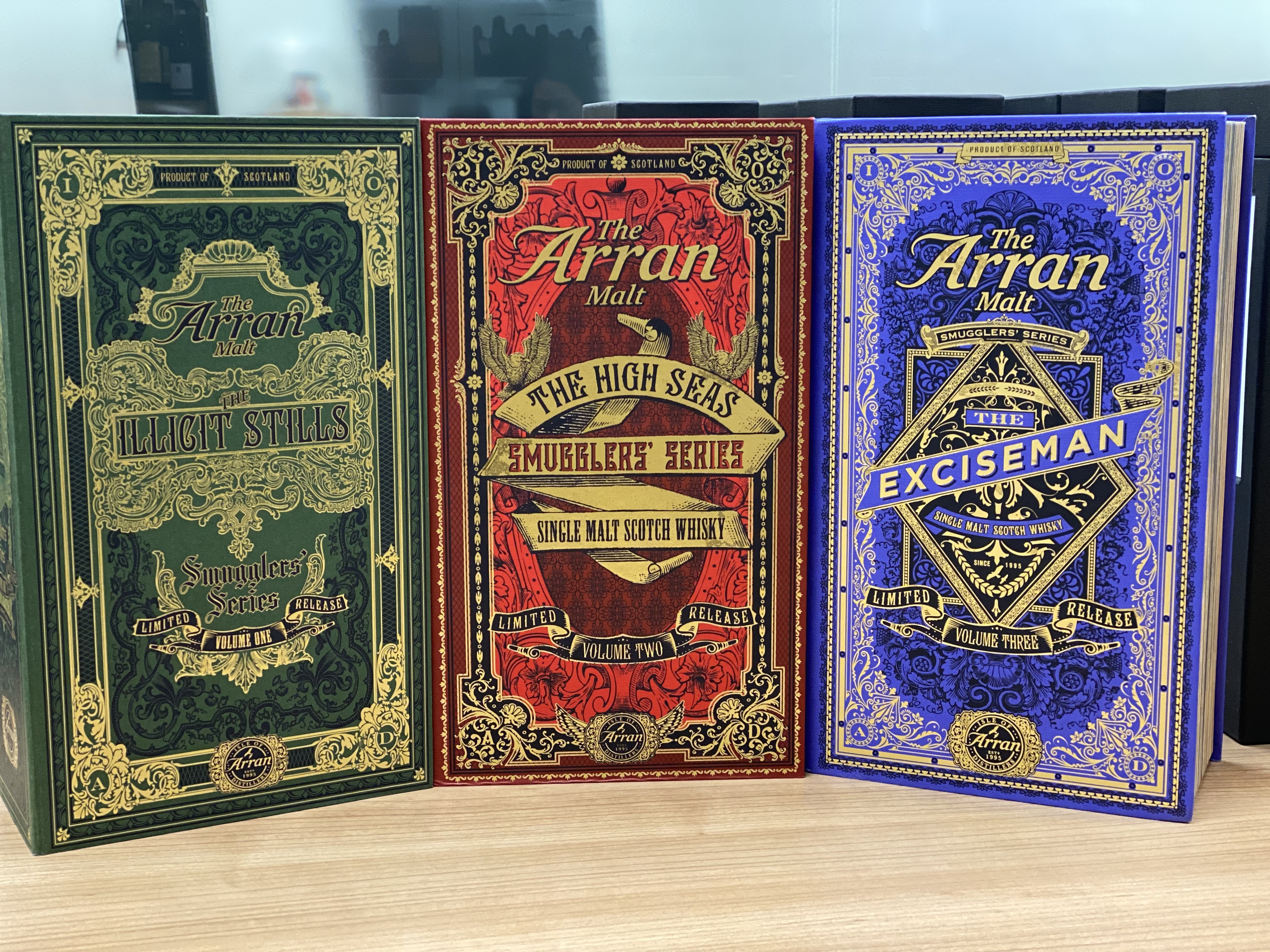 Arran Smugglers serious Islay Single Malt Whisky, limited edition,  一套