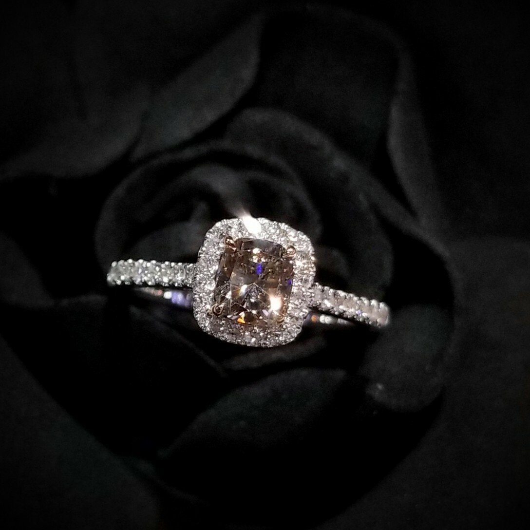 18K Gold 0.88ct Fancy Champagne Cushion Cut Diamond Ring