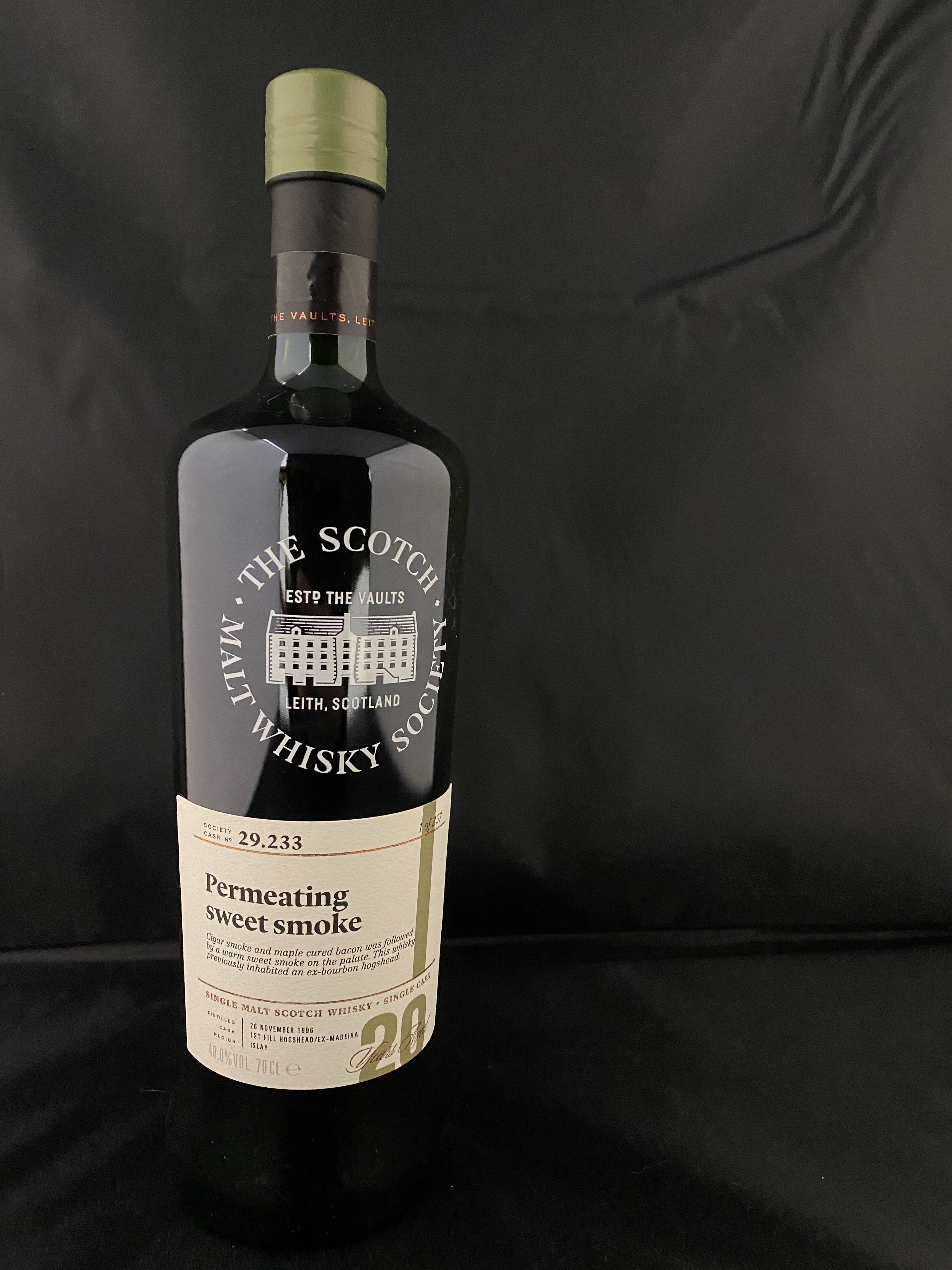 SMWS 29.233 Permeating Sweet Smoke Laphroaig 20 years Whisky, Limited Edition 1 of 257