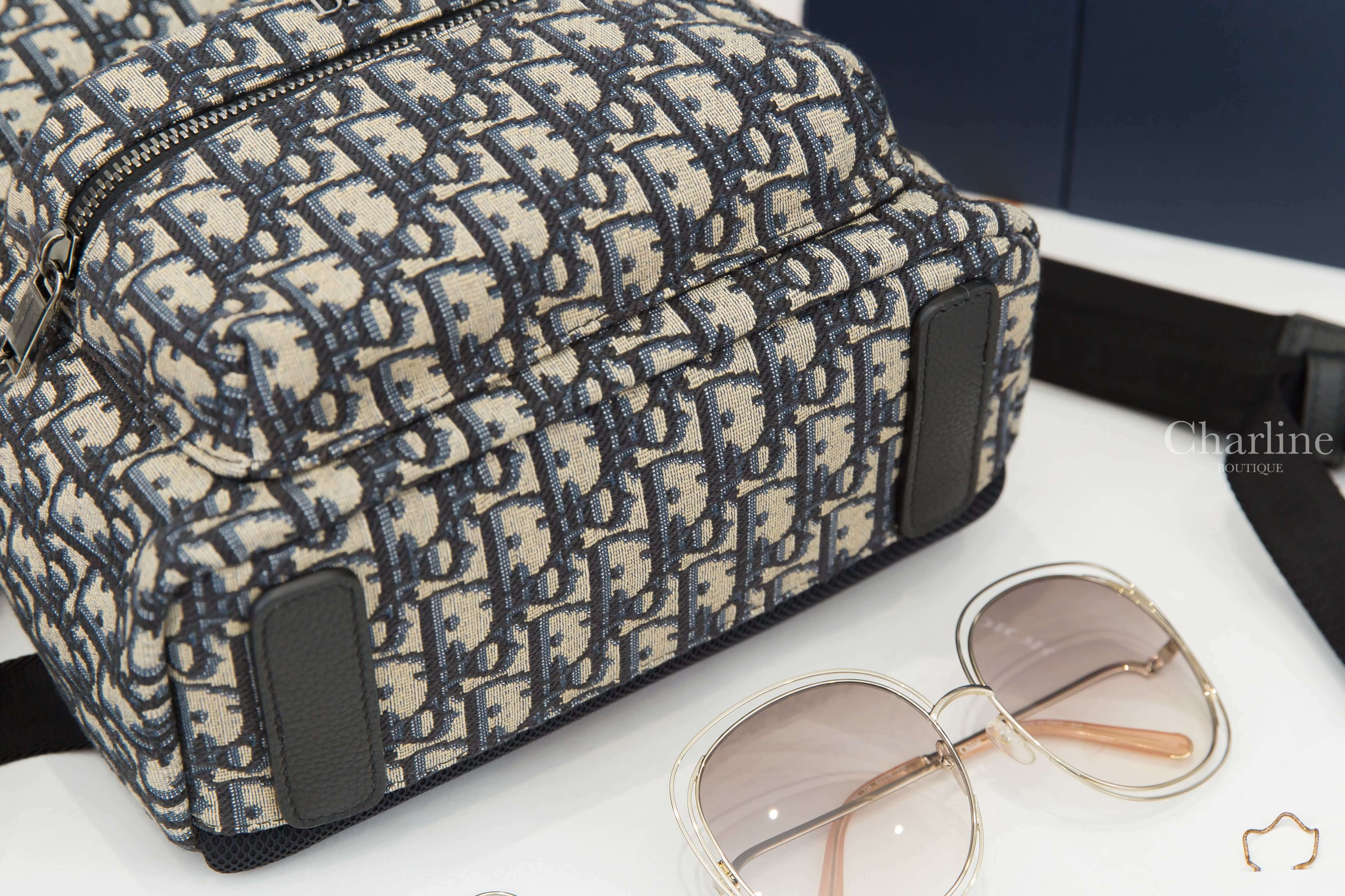 Dior Rider Backpack 米色底深藍復古老花帆布黑色牛皮提把尼龍背帶手提後背包-Charline Boutique 精品代購