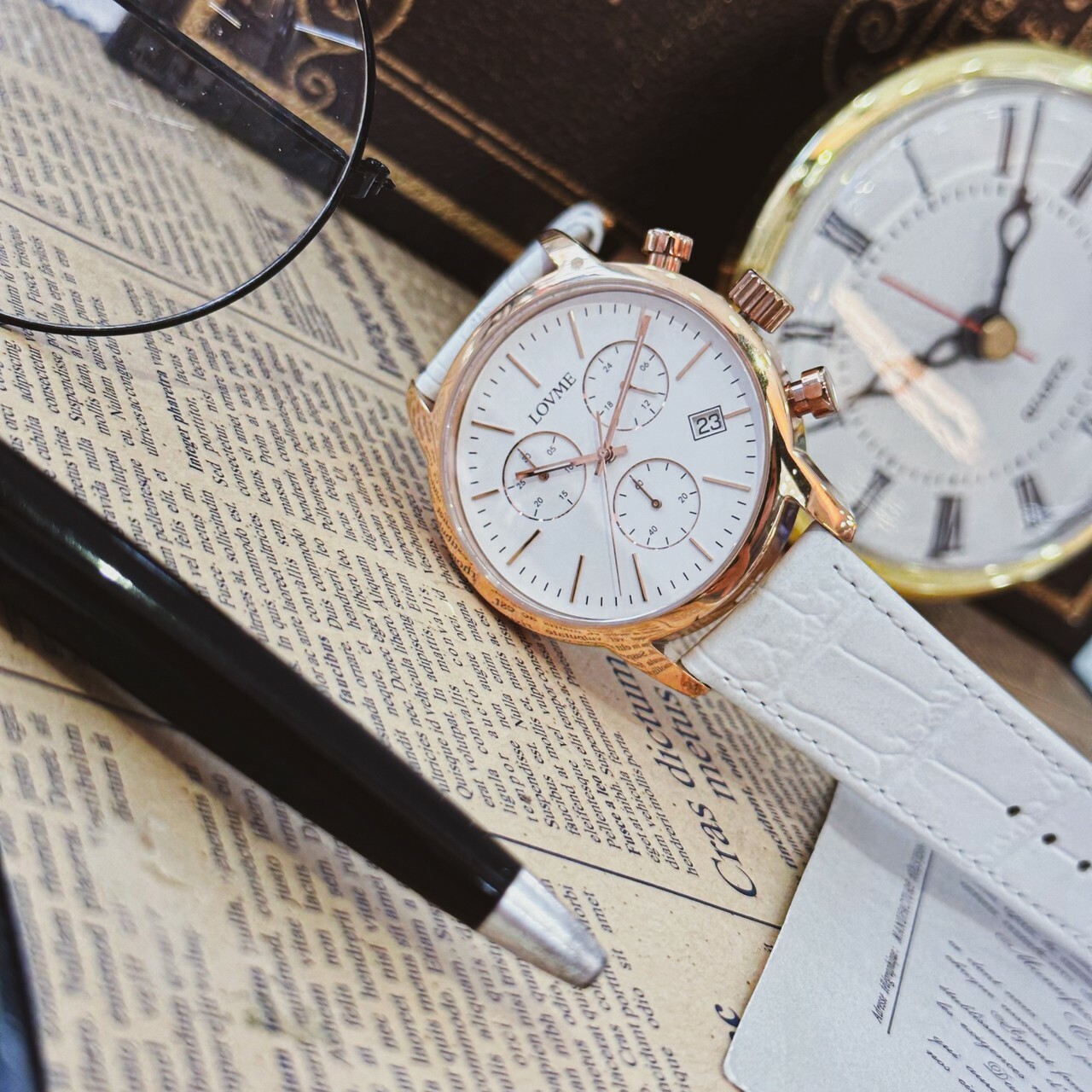 【LOVME】城市獵人個性時尚腕錶 VL0051M-42-241 43mm 現代鐘錶