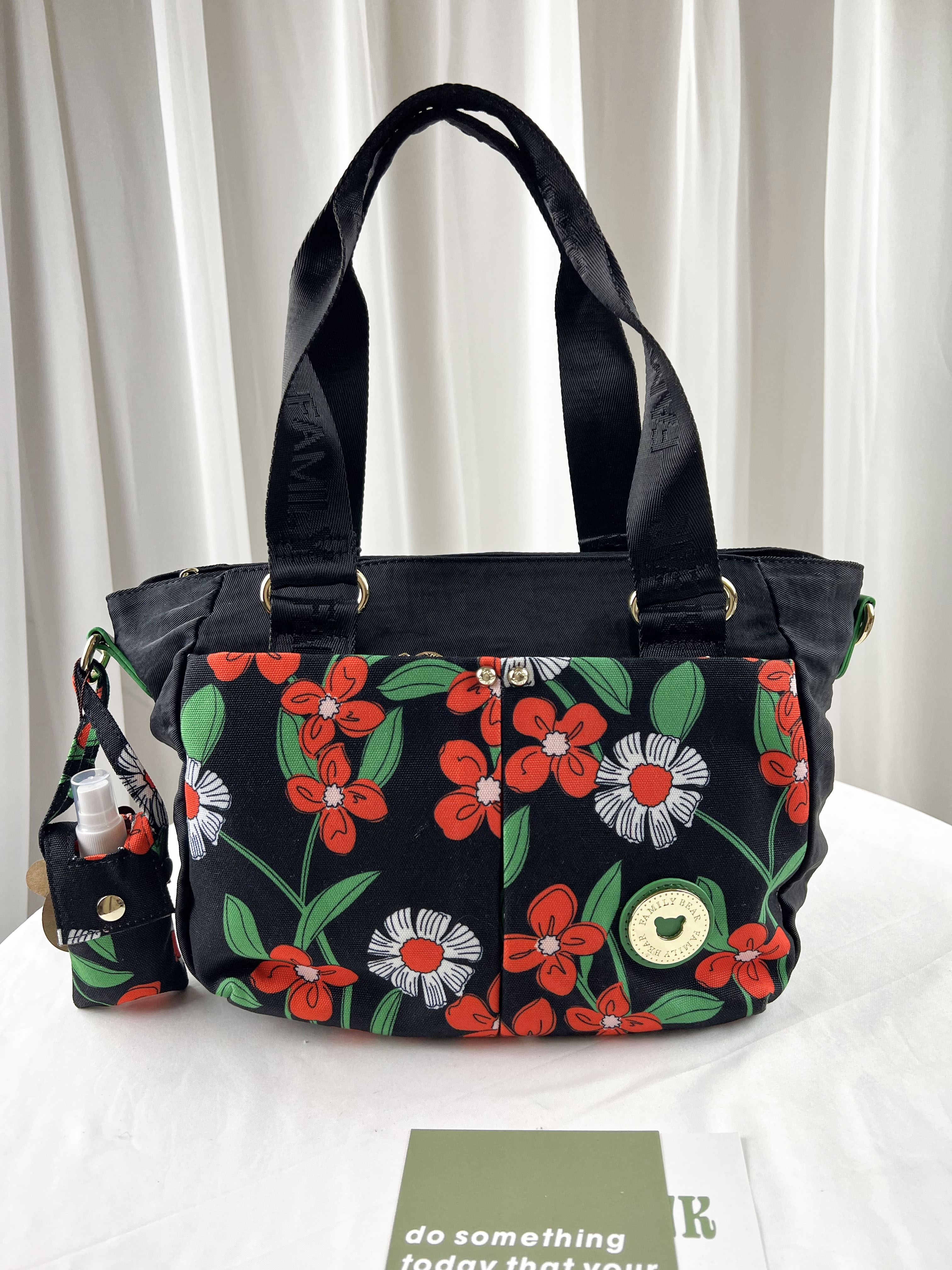 FamilyBear 黑橙花手提包 / 側背包 附酒精保護套+酒精瓶    #2741