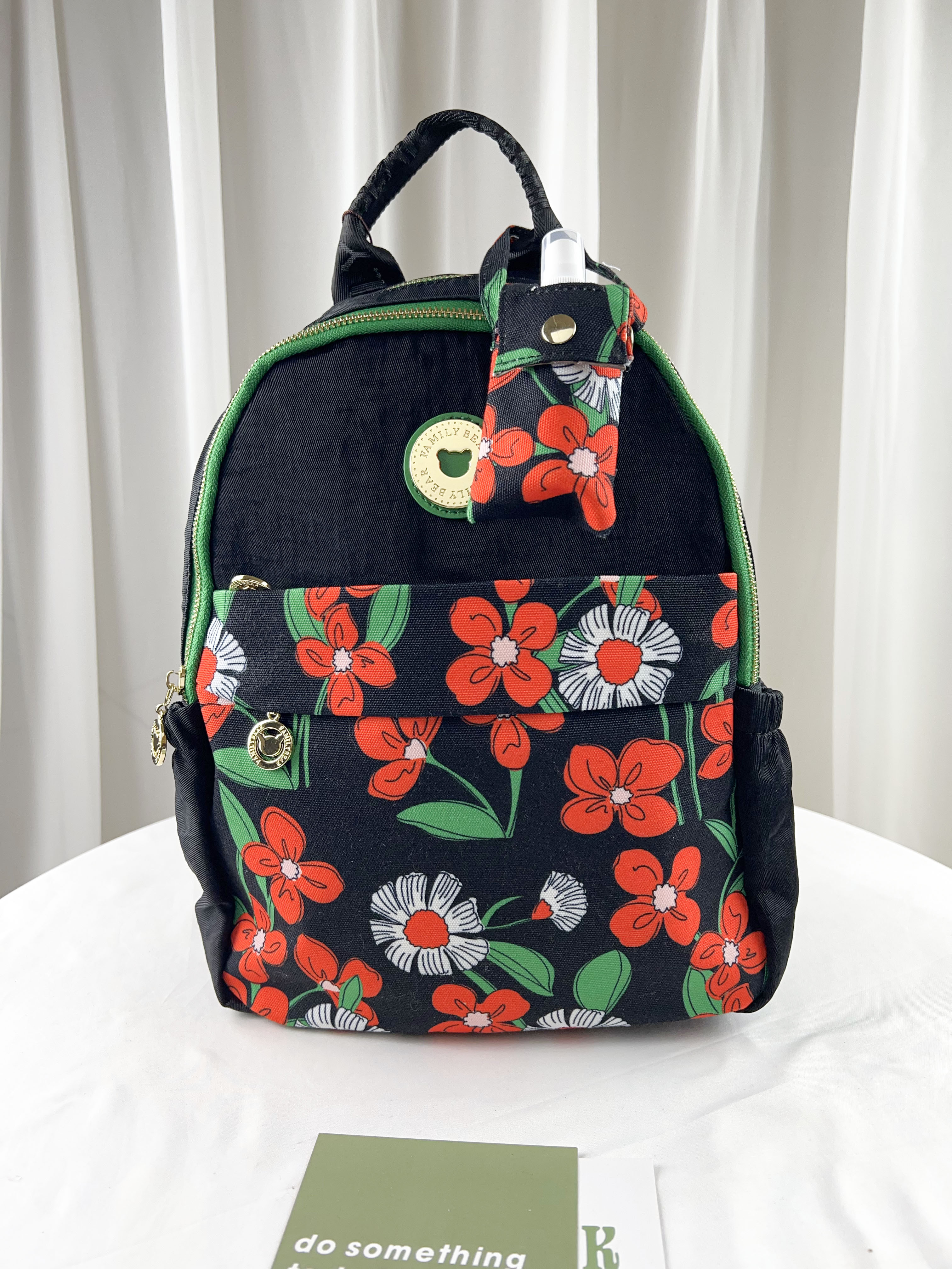 GOODS 黑橙花後背包 附酒精保護套+酒精瓶   #2793