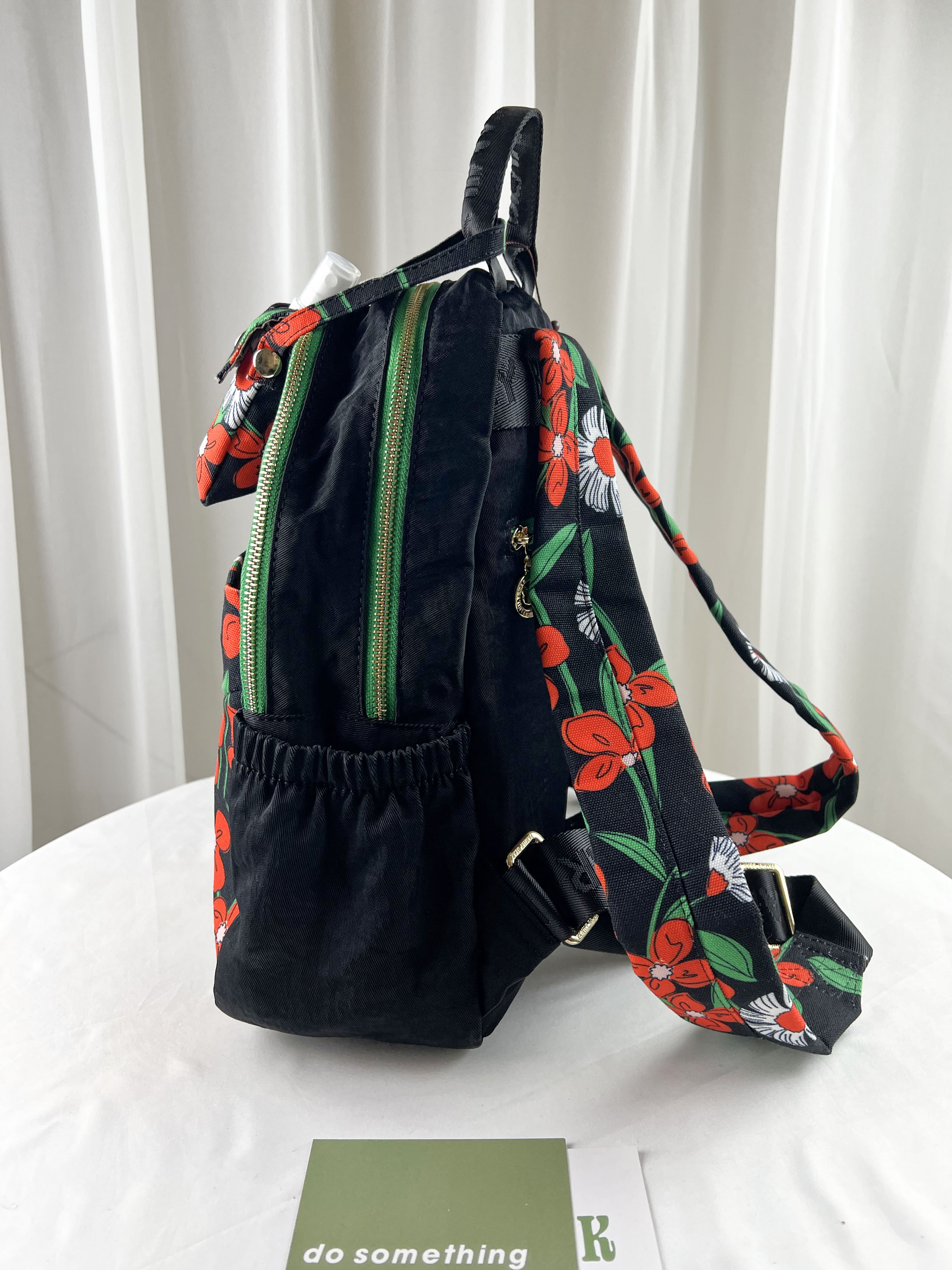 GOODS 黑橙花後背包 附酒精保護套+酒精瓶   #2793