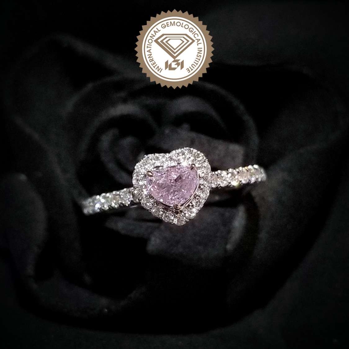 18K Gold 0.45ct Light Pink Heart Shaped Diamond Ring