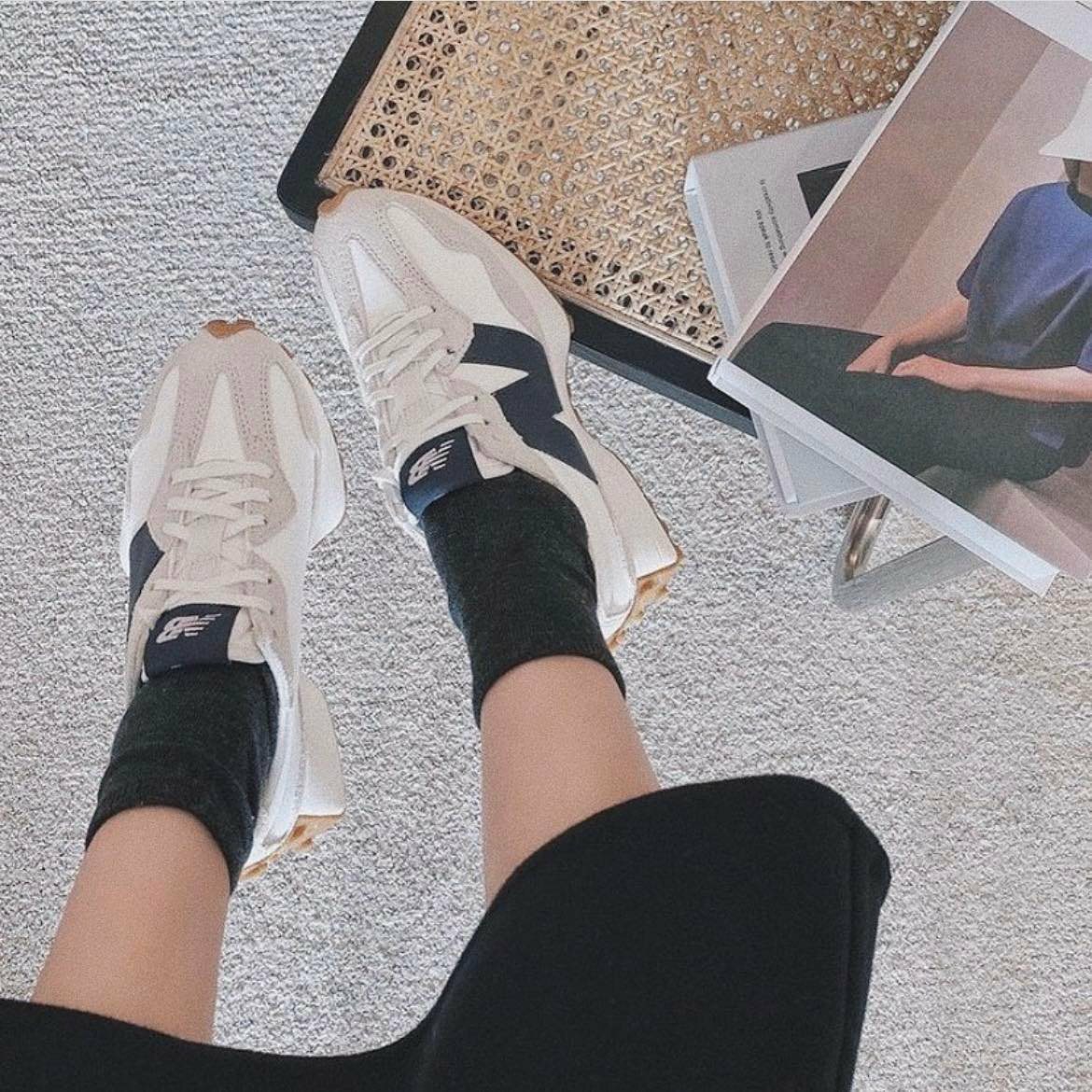 久遺的補貨！NEW BALANCE 327 Moonbeam 焦糖底  [520限時勁減!!售完即止~]