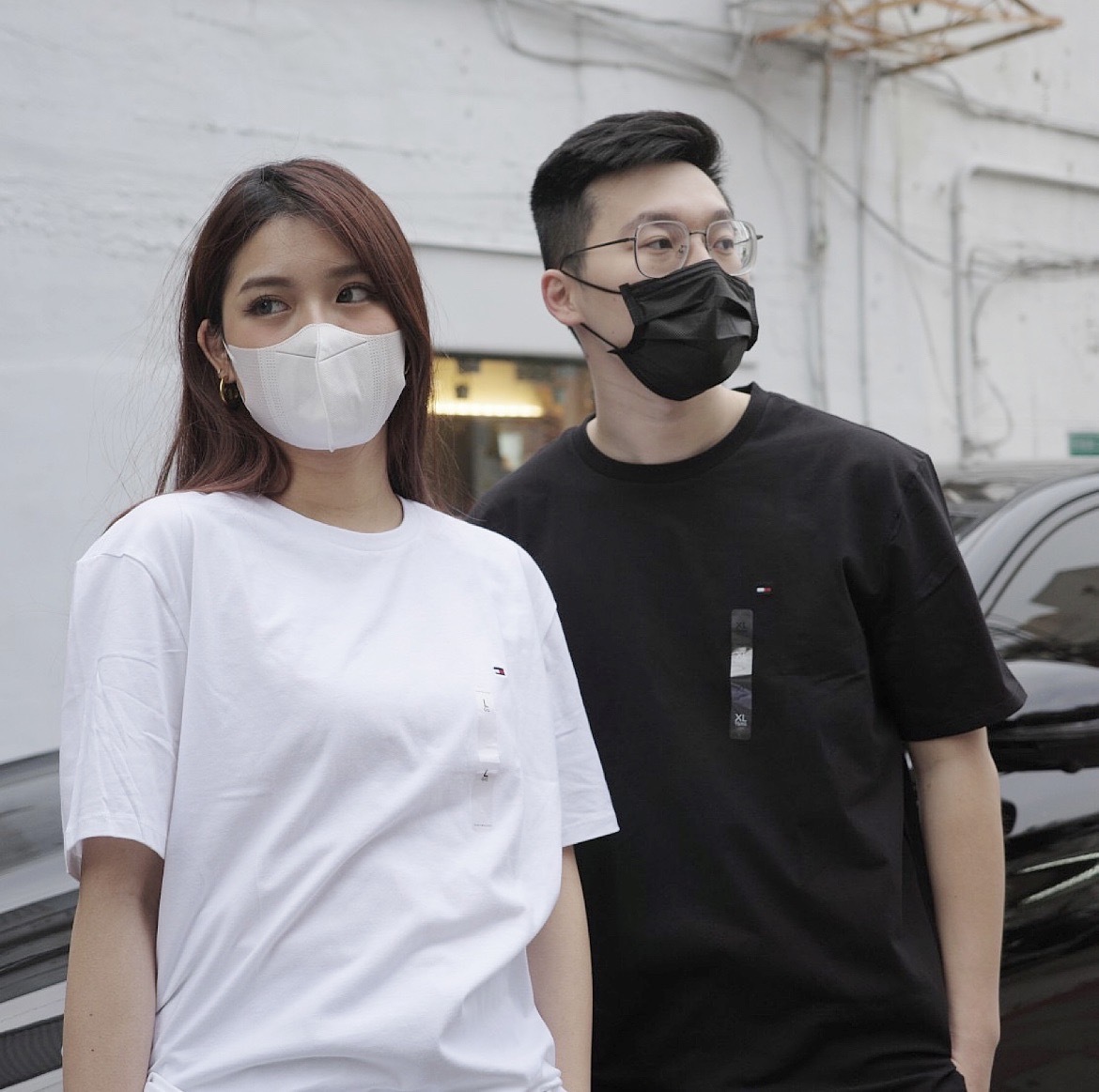 TOMMY  胸前小LOGO素T