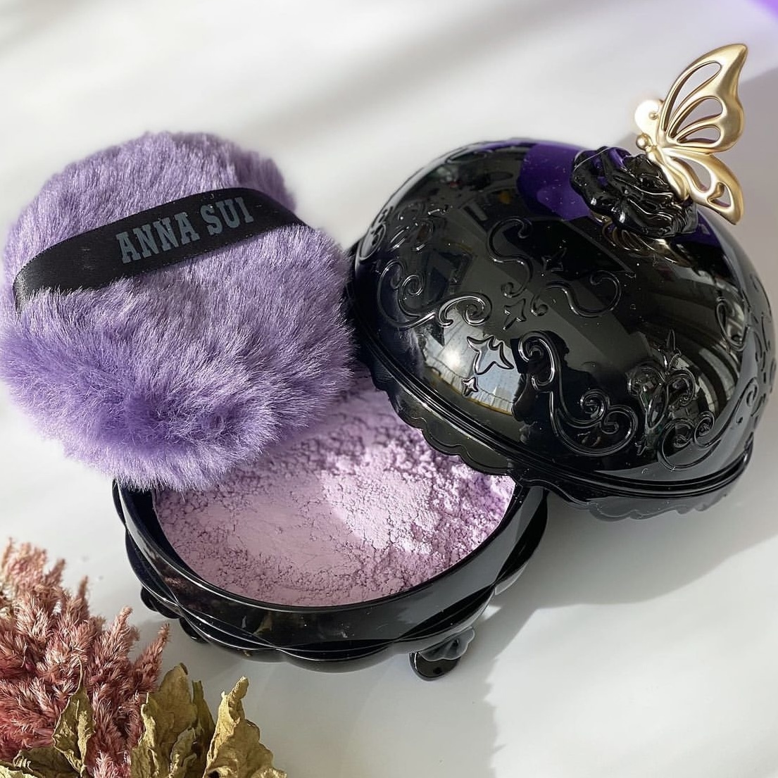 ANNA SUI Loose Face Powder 魔法光感柔滑蜜粉
