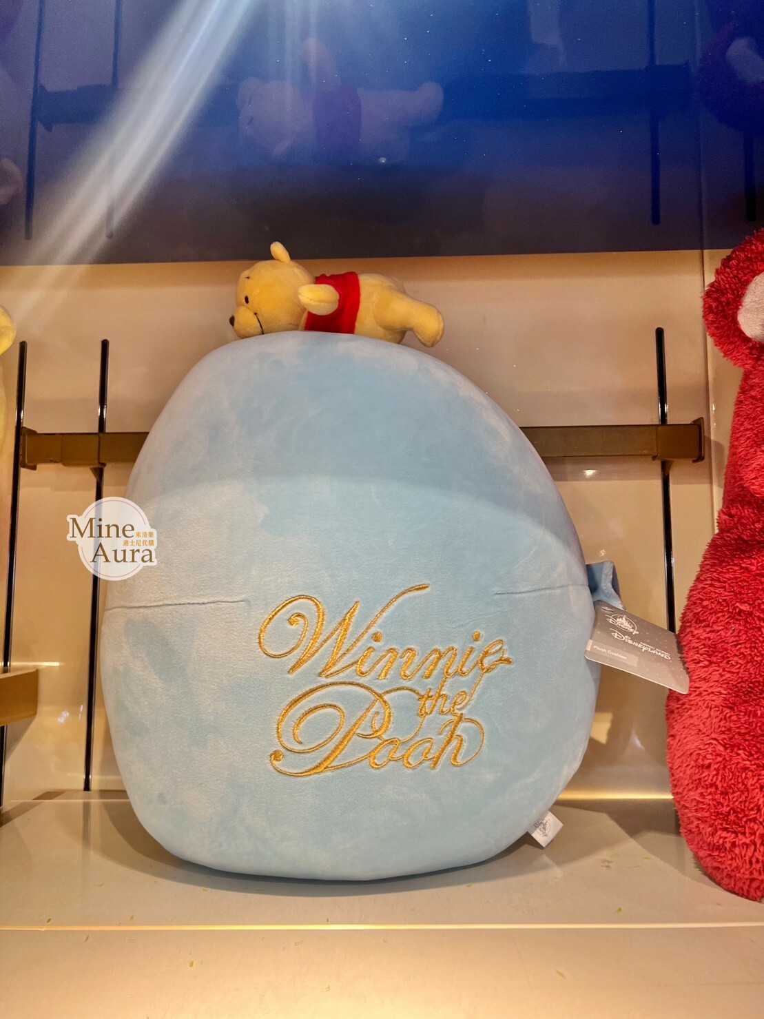 噗噗 小熊維尼 Winnie the Pooh 趴趴 趴姿 藍色氣球 抱枕 靠墊 -香港迪士尼樂園