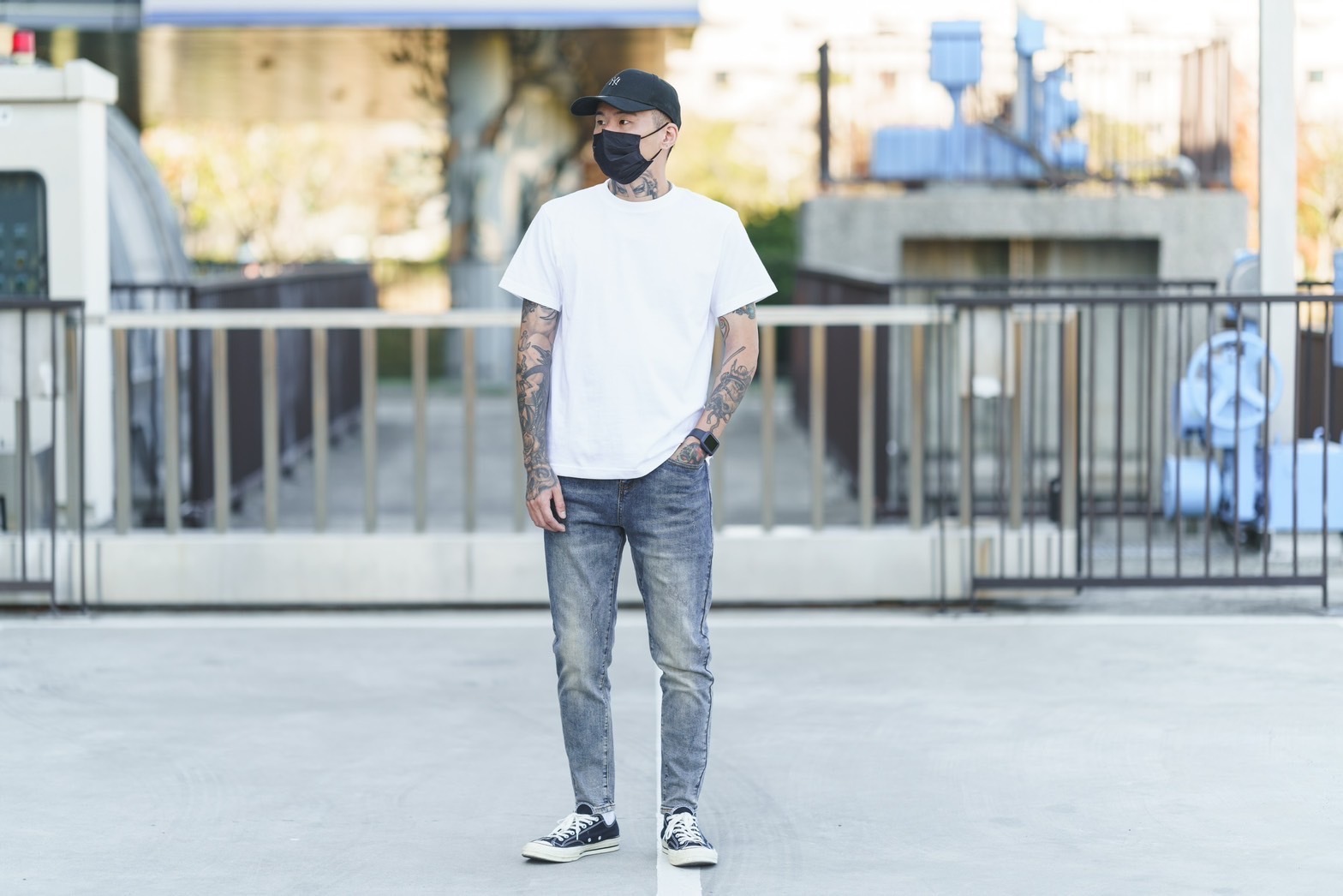 SL 微刷破水洗彈力牛仔褲 (9033)