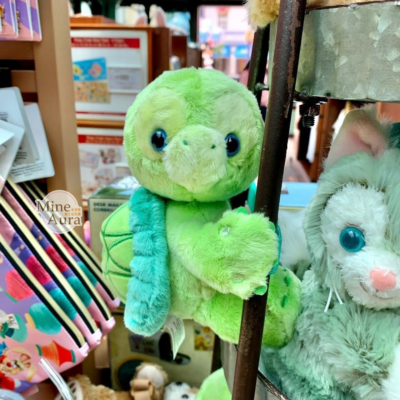 (現貨) 奧樂米拉 海龜 OluMel 抱抱 絨毛 造型 窗簾束帶 窗簾綁帶 -香港迪士尼樂園