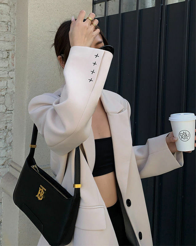 挺版寬鬆西裝外套(奶白/黑)