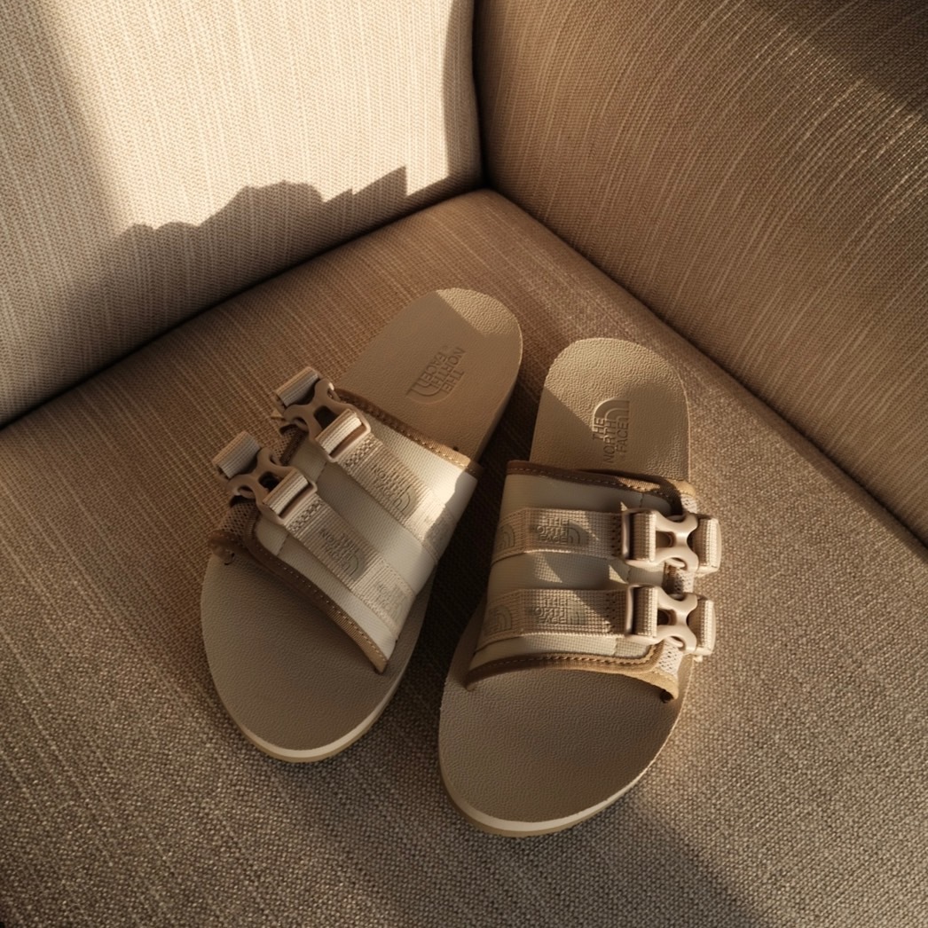 -(C8b)-THE NORTH FACE WOMEN'S TREKKING BASE CAMP STRAP 女款拖鞋 -NF0A819W 奶茶色9Z4 黑橘(C5b)