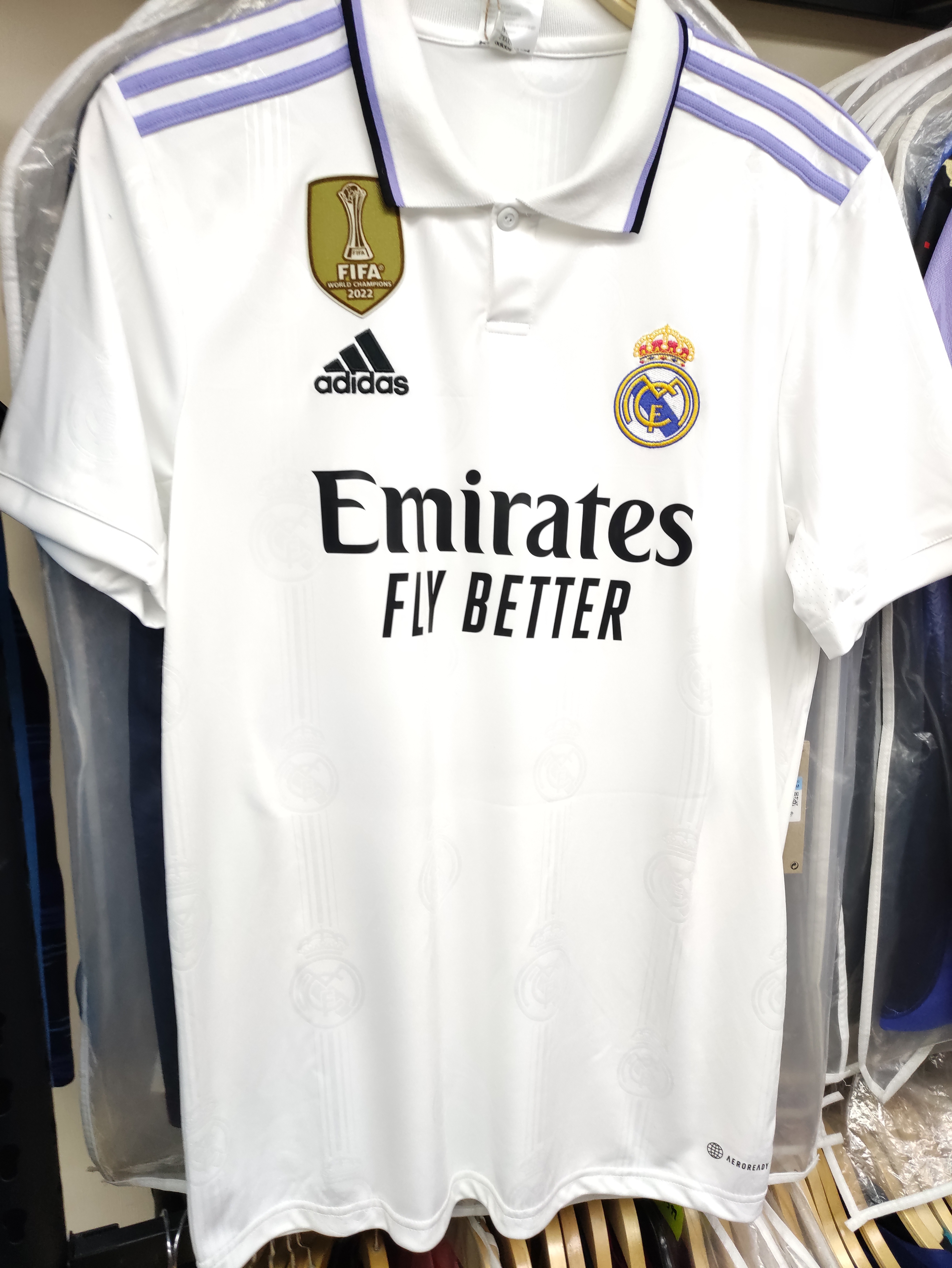 22-23皇家馬德里主場球迷版球衣