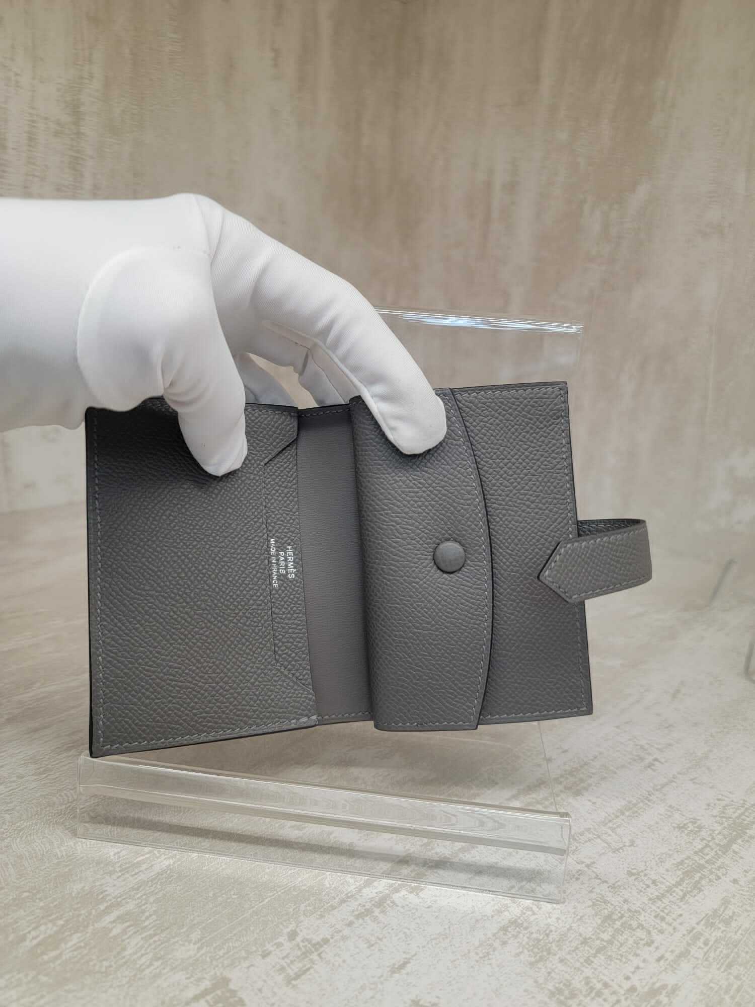 HERMES mini bearn card holder 0L GRIS MEYER CK (coins & card)  卡包 積雨雲灰 銀扣