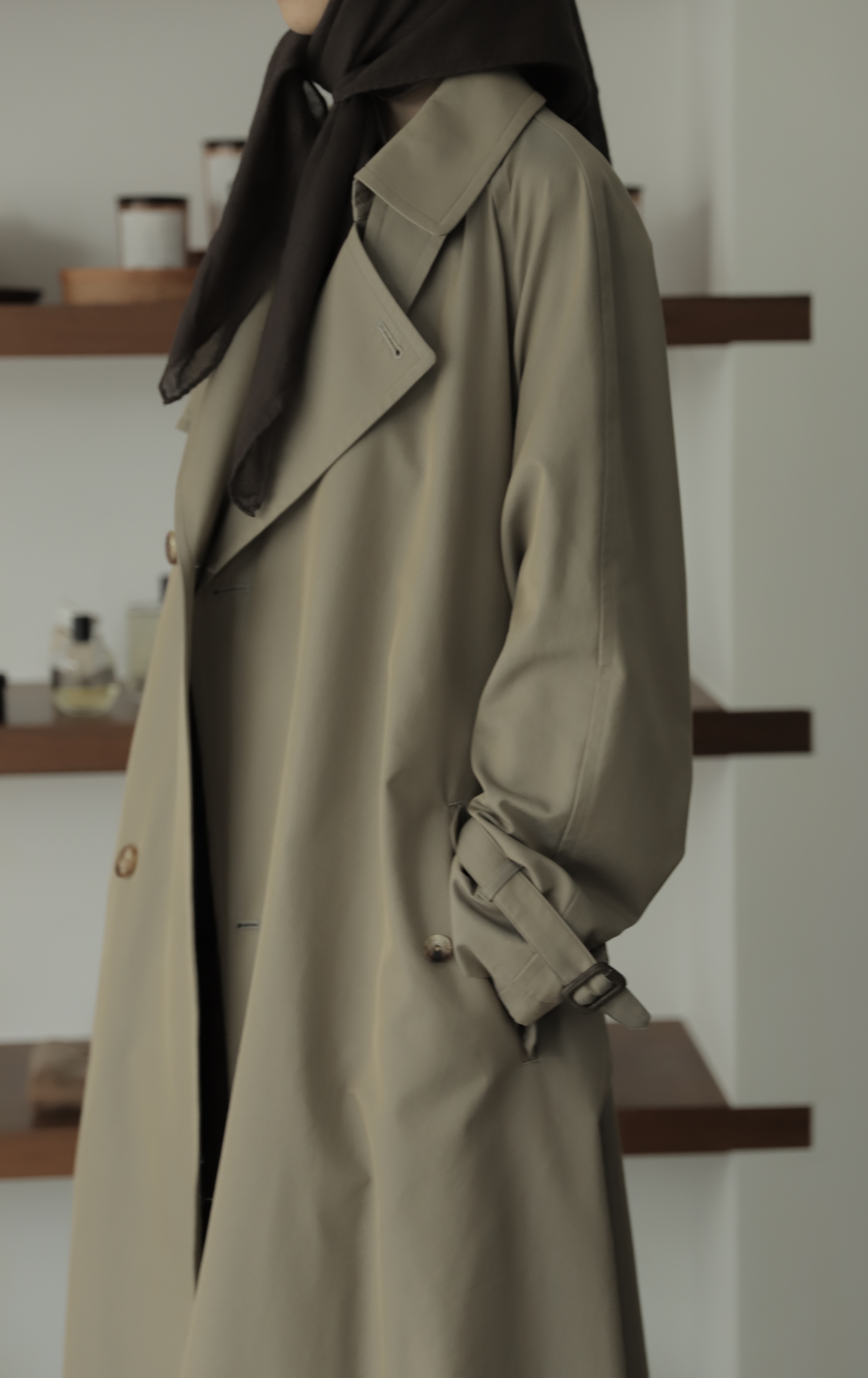 AURALEE - WASHED FINX SILK CHAMBRAY TRENCH COAT