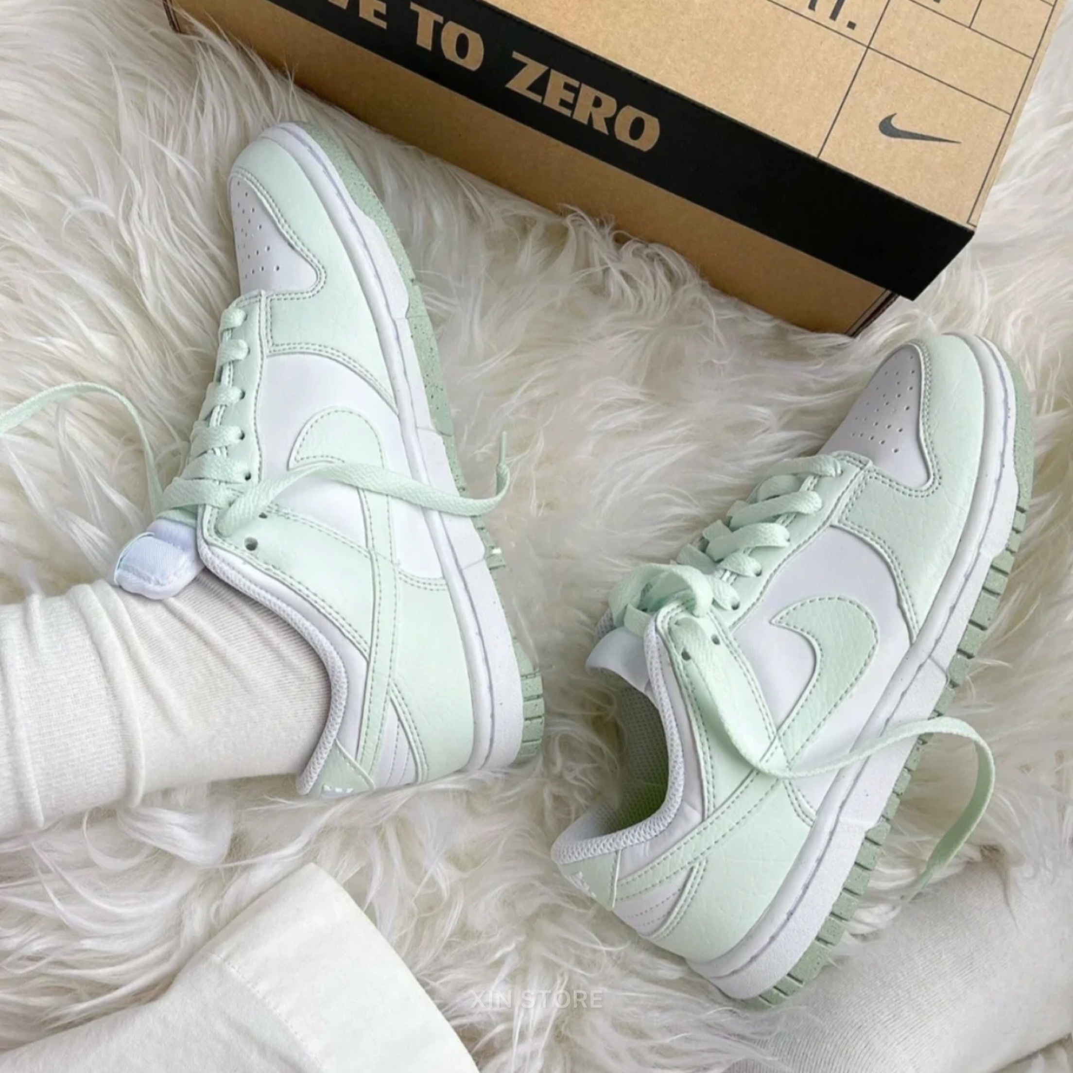 【現貨】Nike Dunk Low Barely Green and White 低筒 環保 薄荷綠