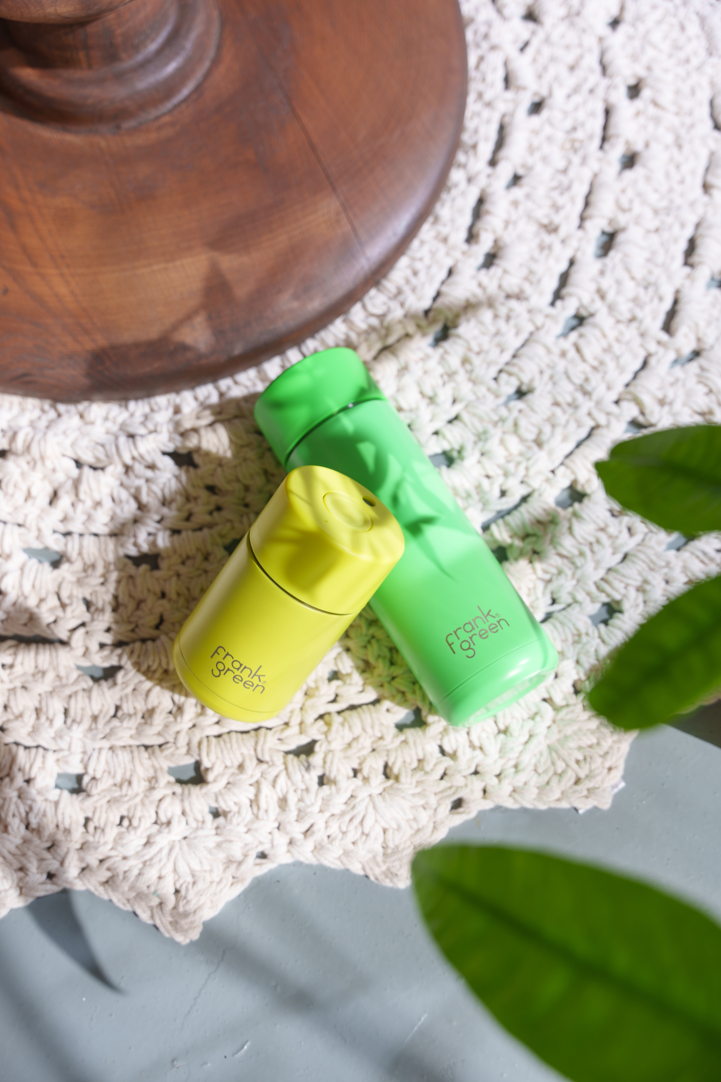 Neon Green Ceramic Reusable Bottle - 20oz / 595ml | FRANK GREEN