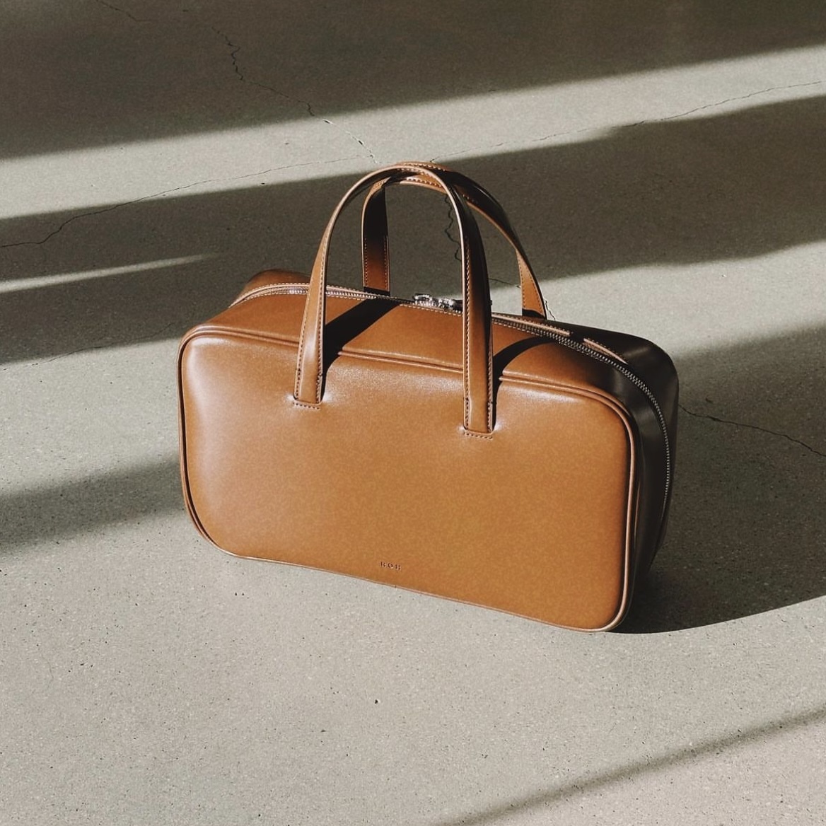 <韓國代購> ROH TIN SQUARE TOTE BAG