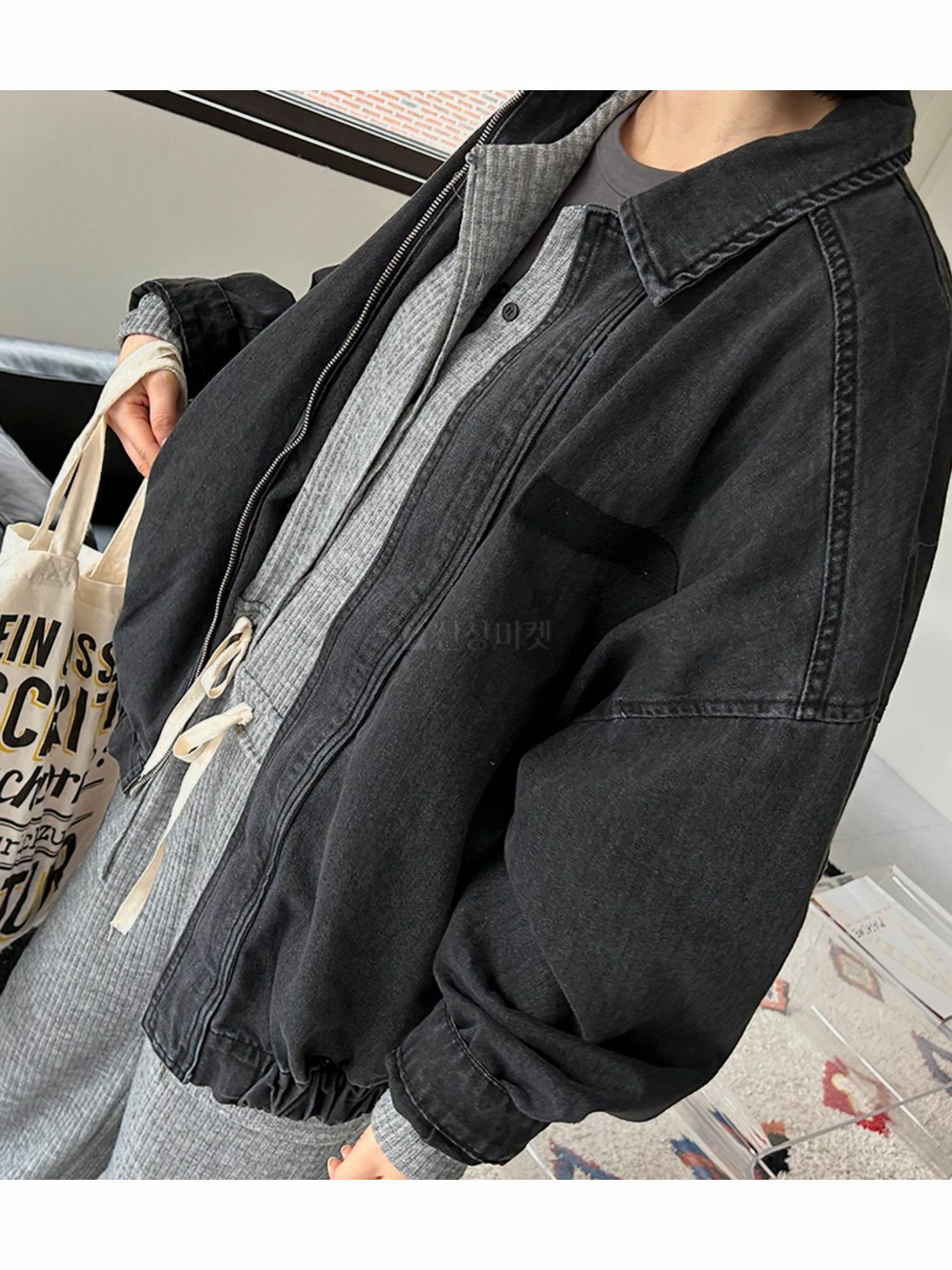 寬鬆雙向拉鍊短款牛仔夾克