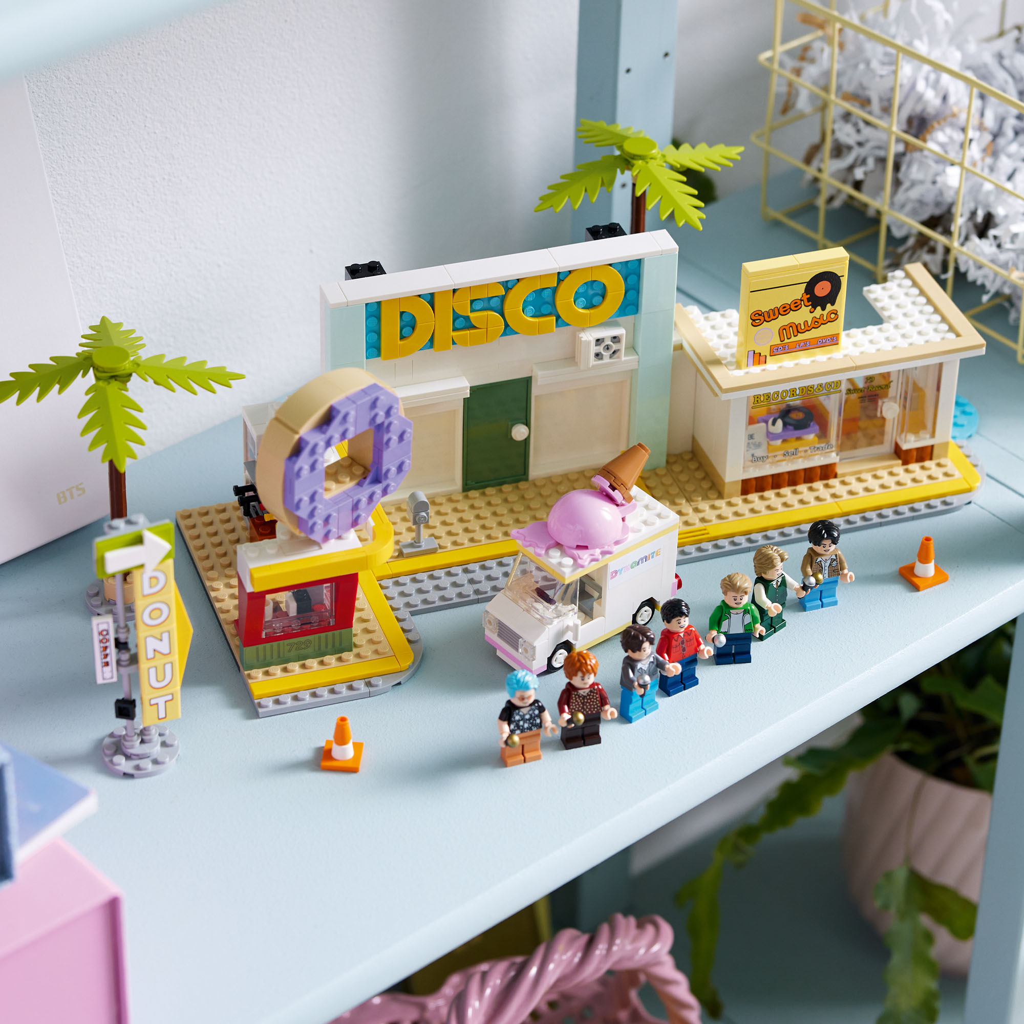 数量は多 【新品】LEGO BTS Dynamite 知育玩具 - savana.sn