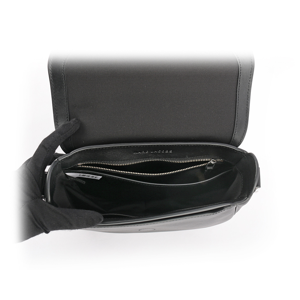 【MARC JACOBS】THE MESSENGER 翻蓋馬鞍斜背包(黑色)