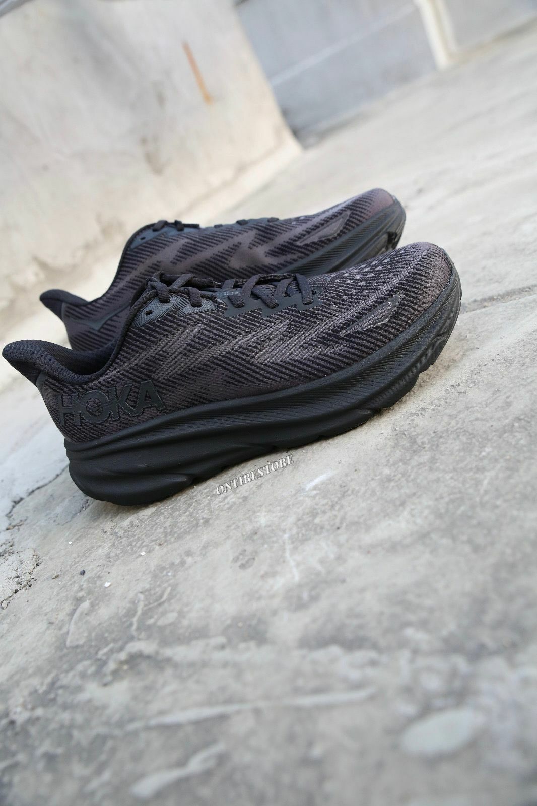 {現貨} Hoka One One Clifton 9 "Black"