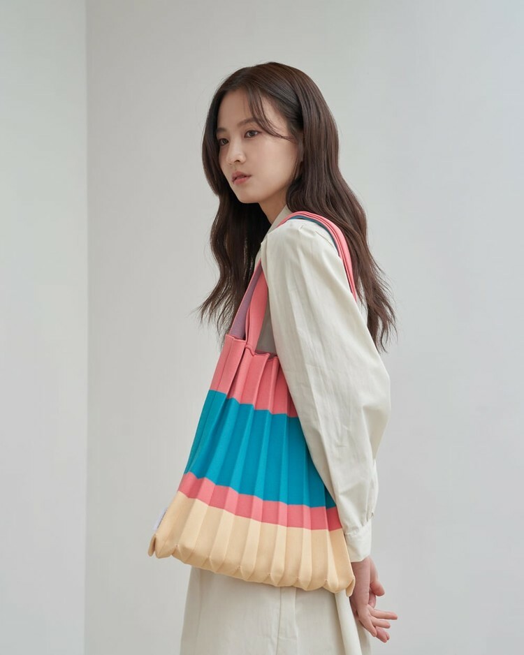 <韓國代購> PLEATS MAMA SHOULDER BAG 23