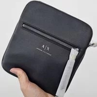 [S] ARMANI EXCHANGE EXCHANGE MESSENGER/CROSSBODY BAG,BLACK, 952391CC83000020 (SAX144)