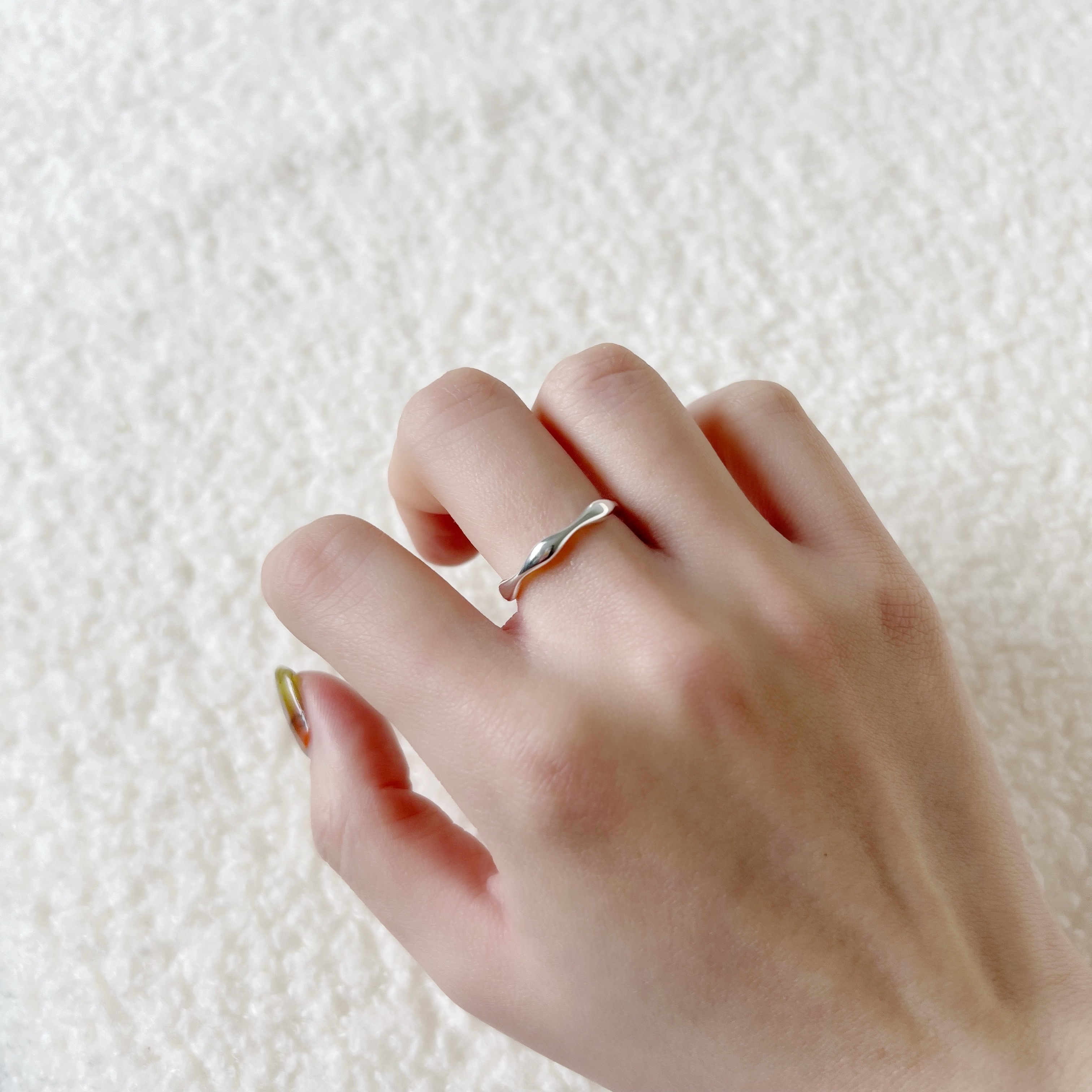 簡約微波堤戒指