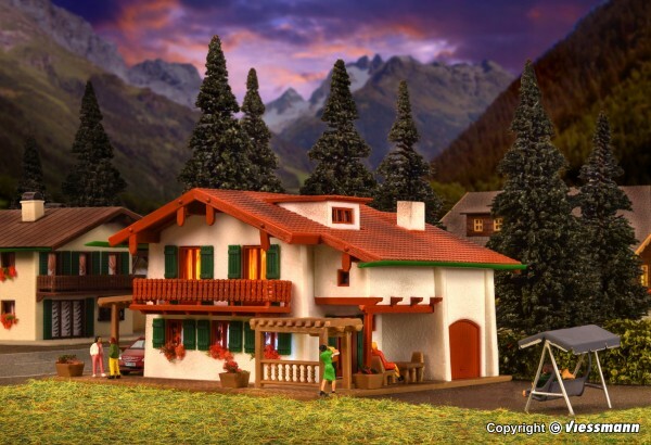 Vollmer 47754 N scale, Chalet Edelweiß with carport