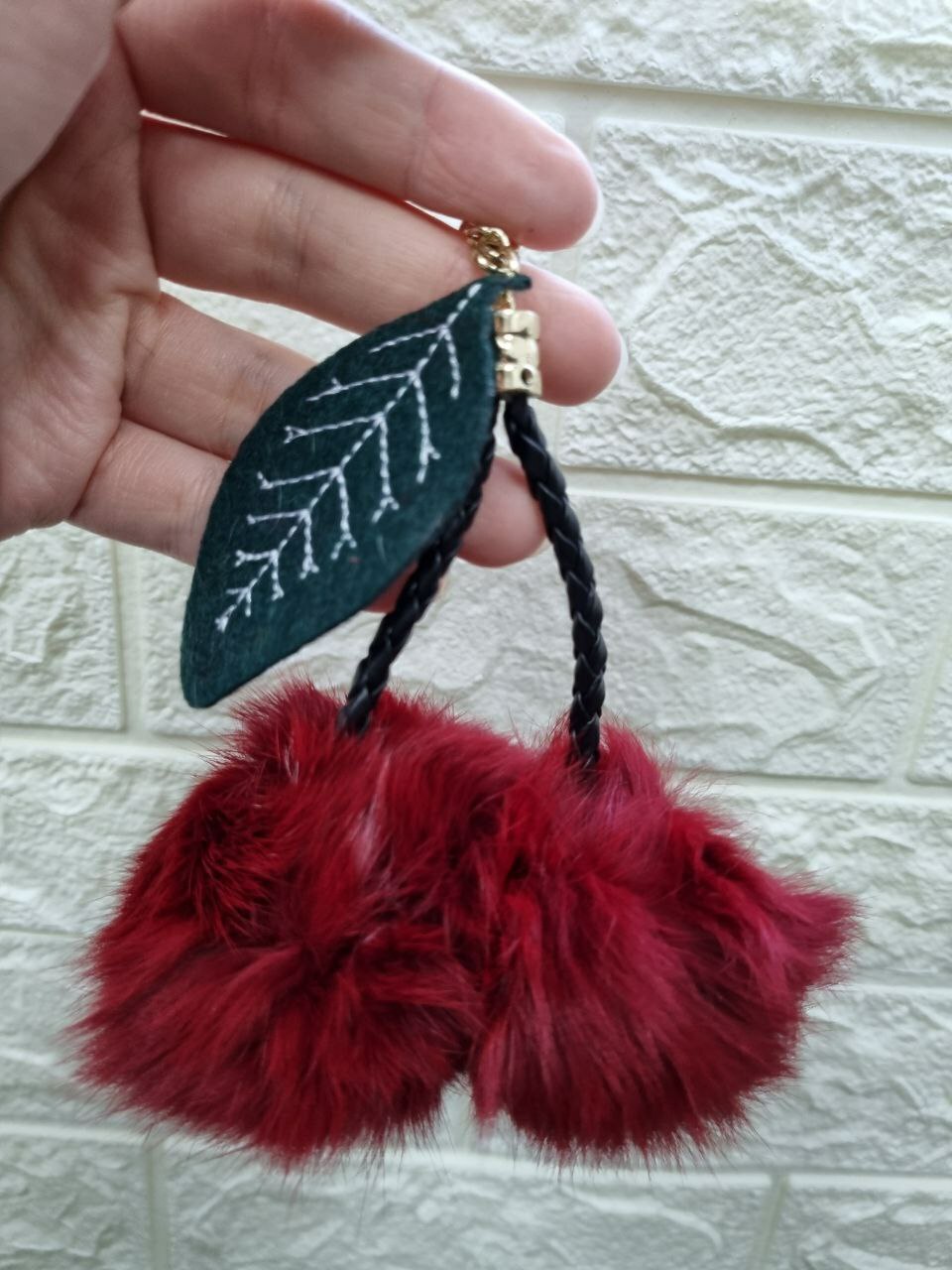 [S] FURRY DUAL KEYCHAIN (RANDOM COLOUR), SZZ165 (SZZ165)