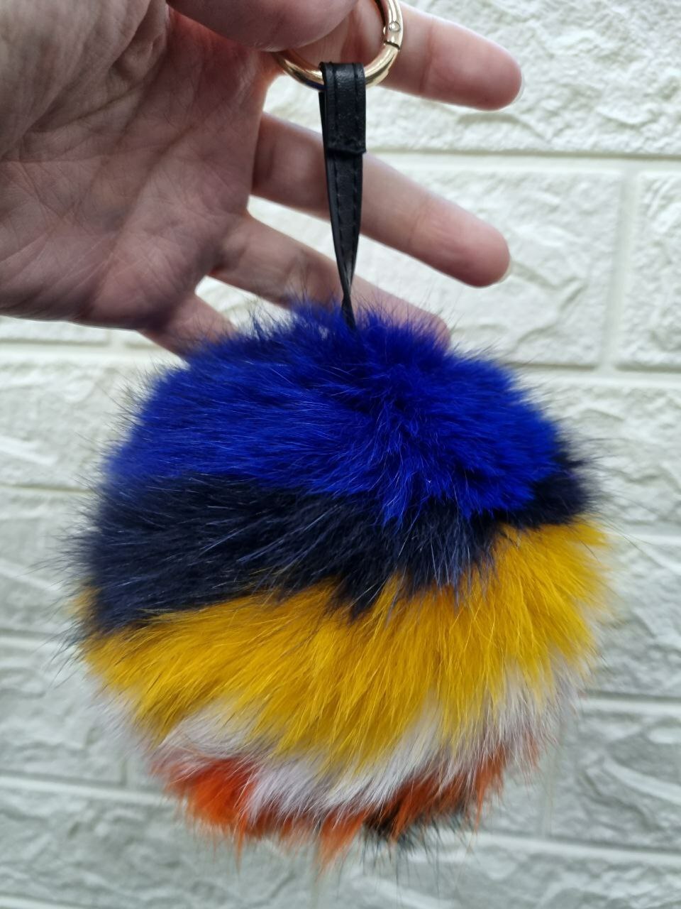 [S] FURRY KEYCHAIN - BIG (RANDOM COLOUR), SZZ169 (SZZ169)