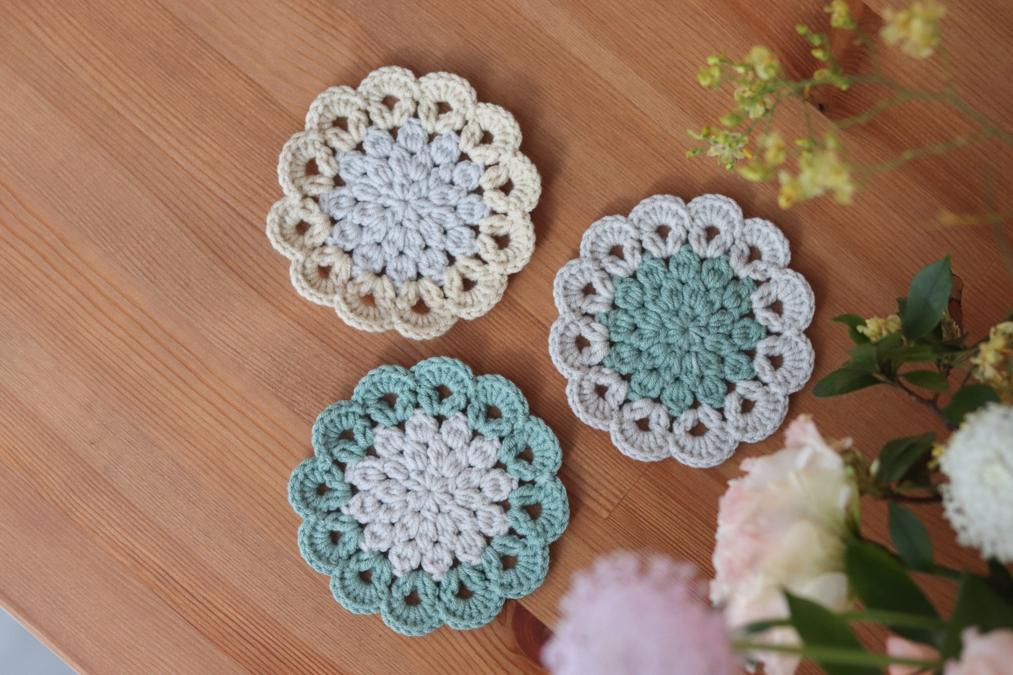 手工鉤織 牛奶棉 拼色杯墊2