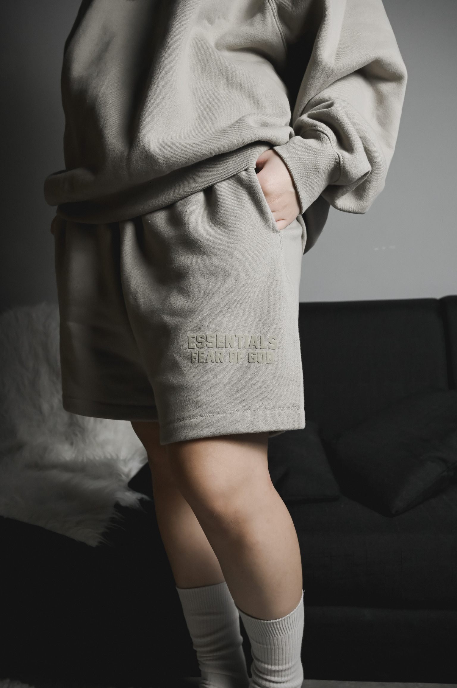 ESSENTIALS 棉短褲 巧克力/檸檬黃/石灰黑/煙燻灰