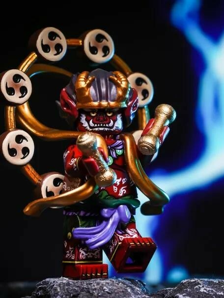 [Minifigs.Factory] Design 010