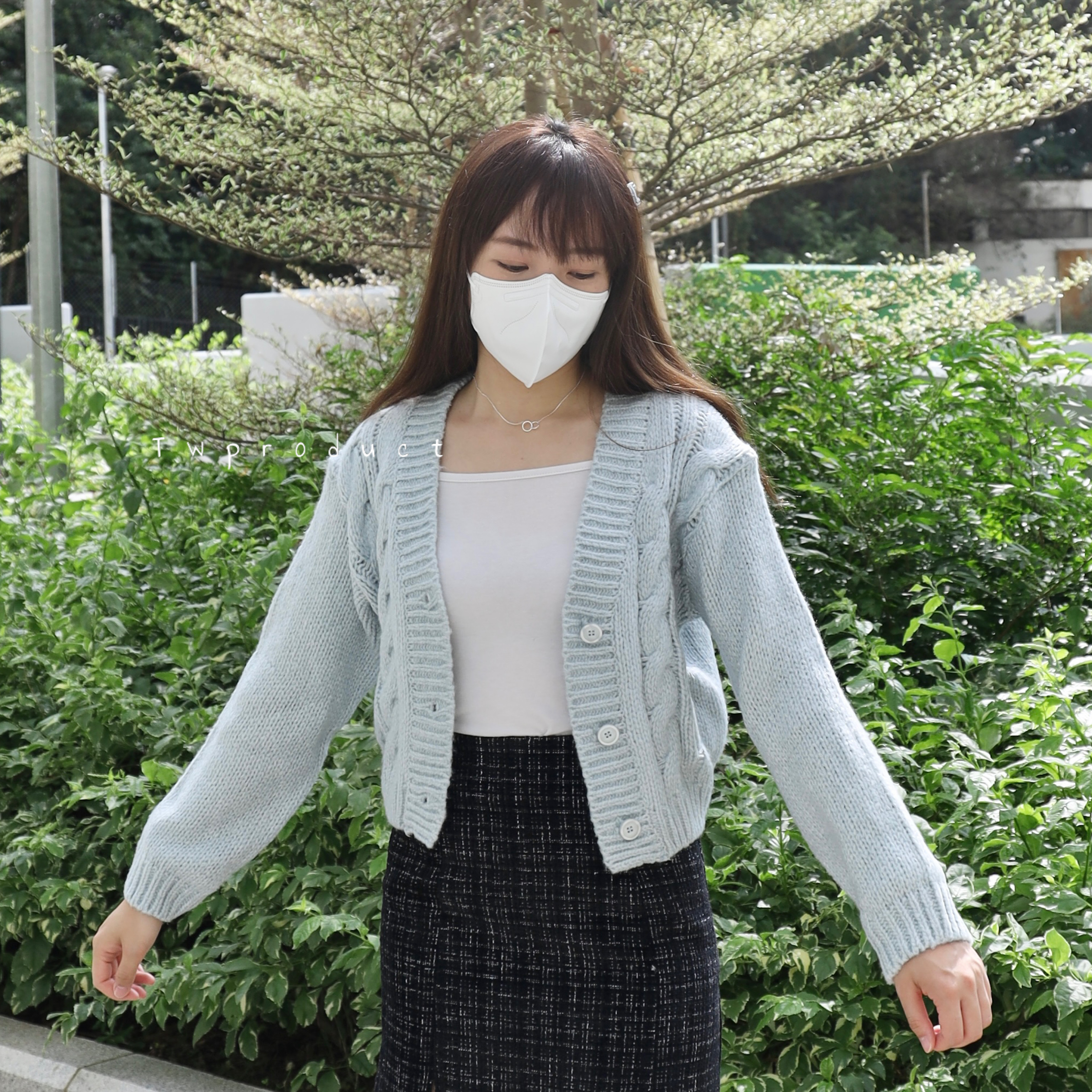 ✨ || CA101 ||短身厚版鈕紋麻花外套