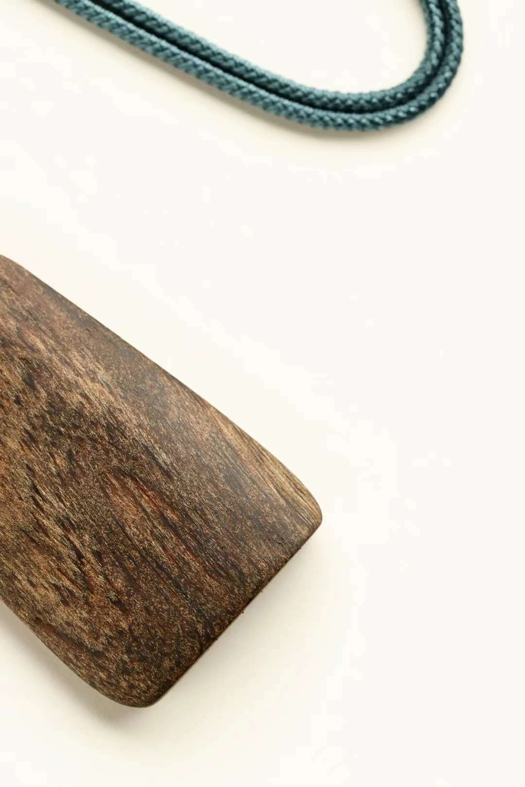 達拉乾沉香｜卷草紋 素牌