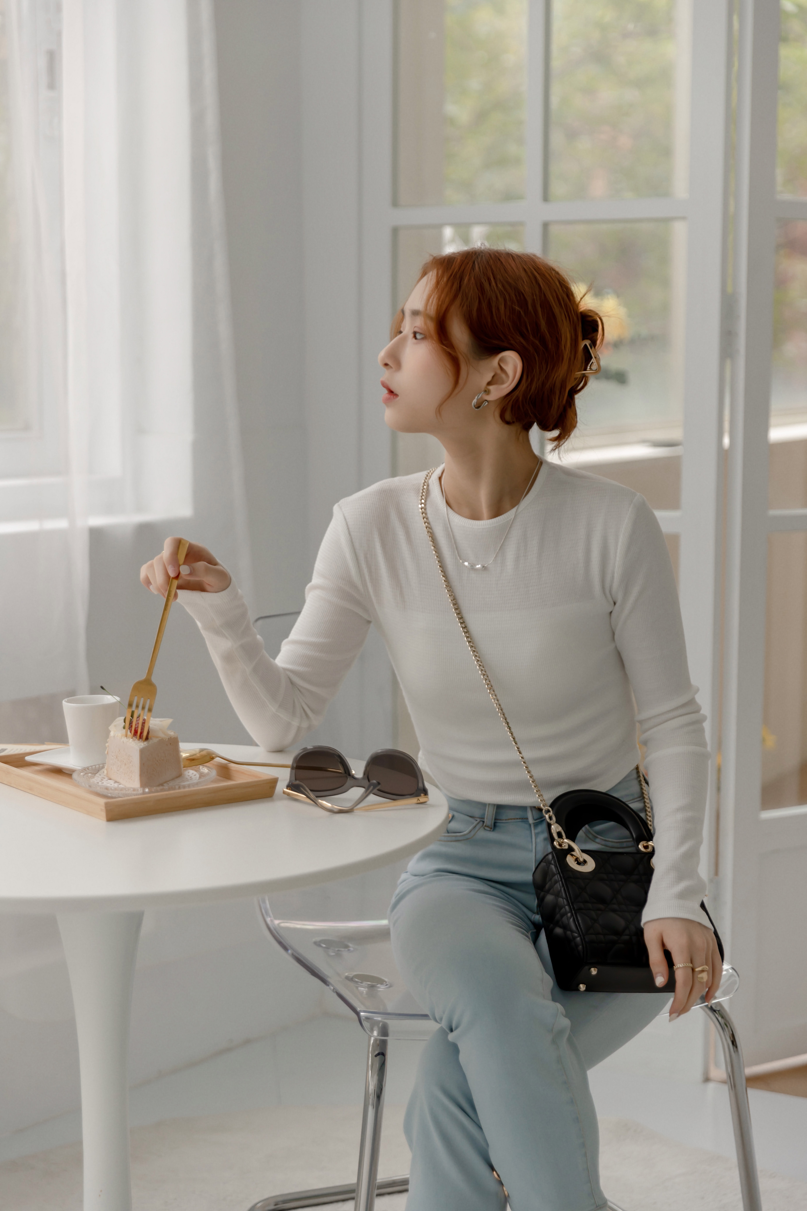 [打造紙片人三兄弟-waffle white]高彈貼身格紋短版上衣