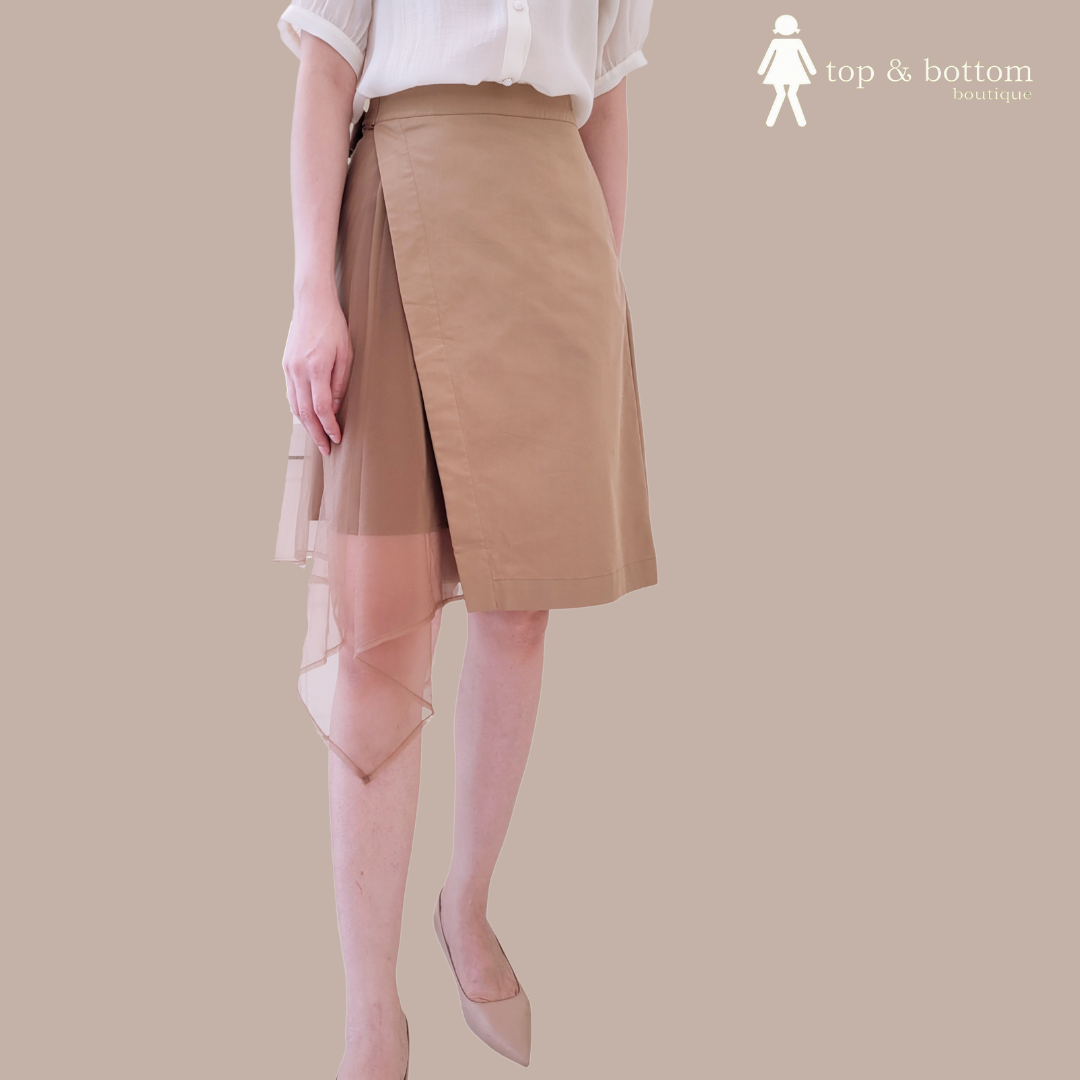 LACE DETAILED ASYMMETRIC SKIRT