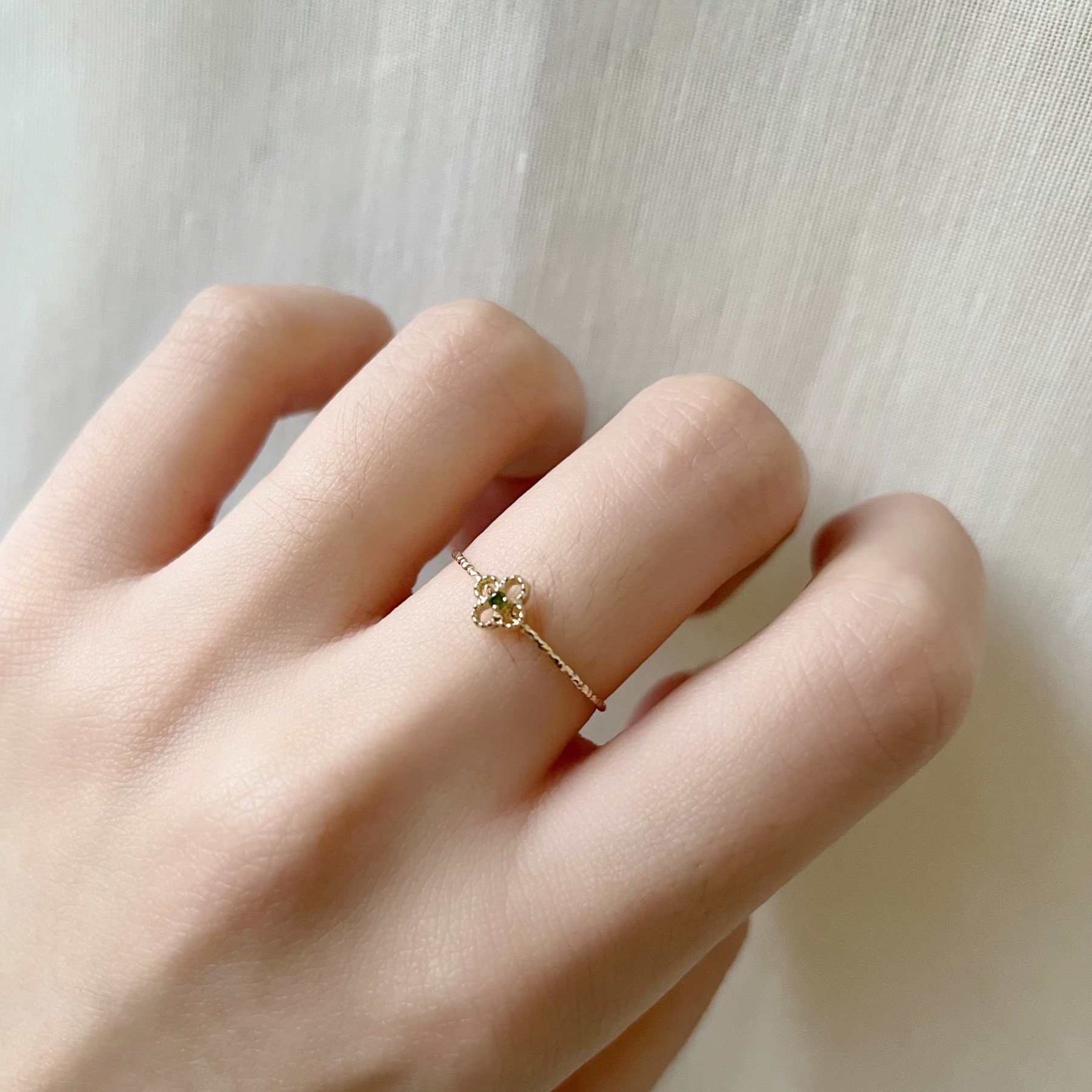 14k簍空四葉草綠鑽戒指