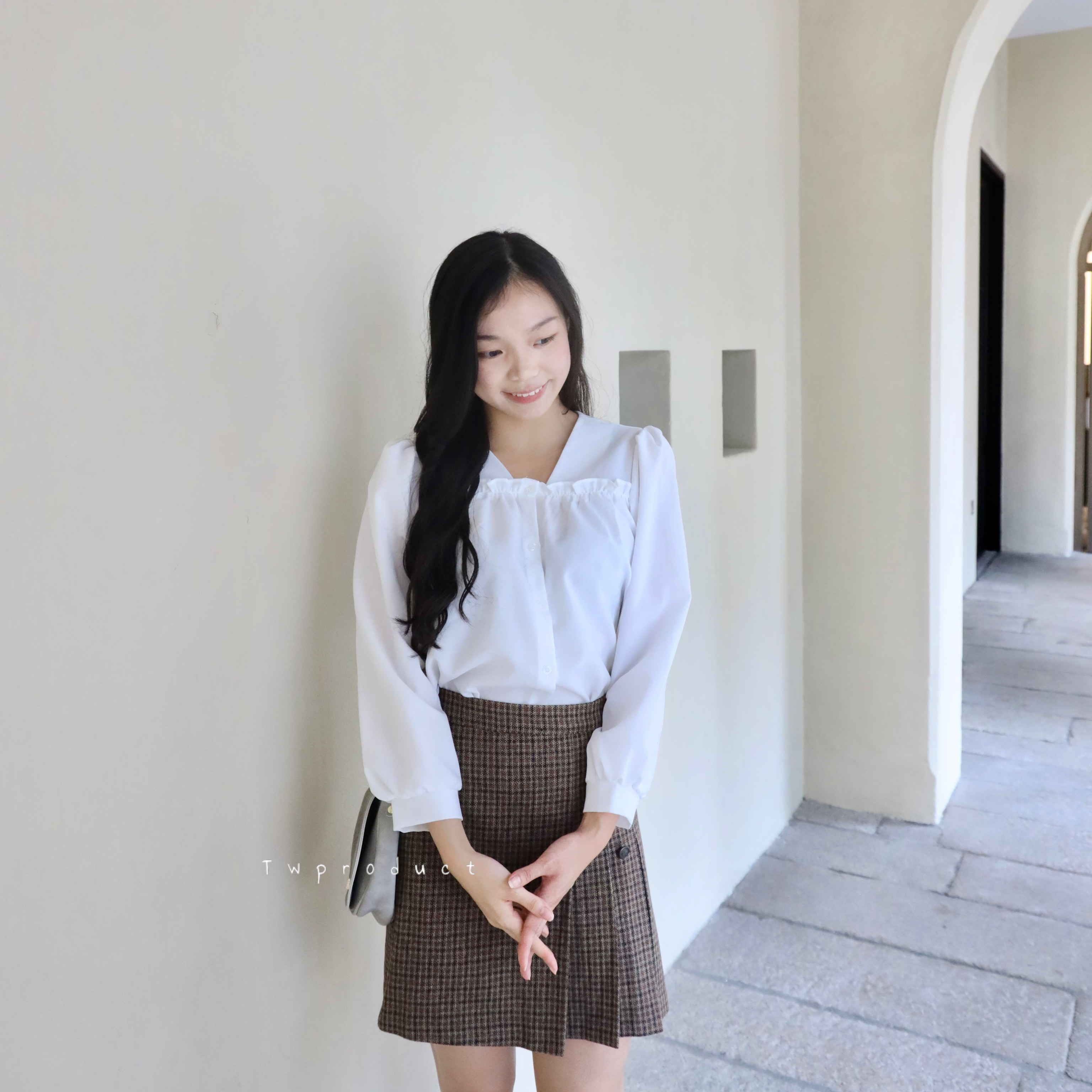 ✨ ||  SK212 || 半 摺 啡 格 三 鈕 秋 冬 裙