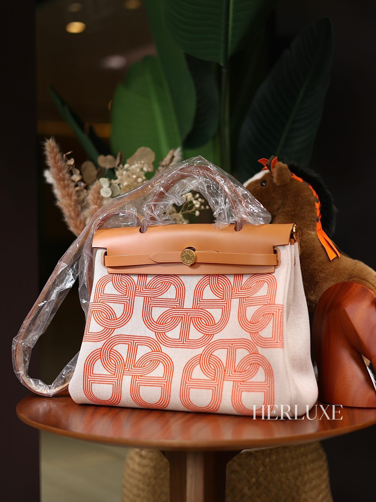 Herbag 31 Circuit 24 orange mécano / écru cc canvas B(限量版）